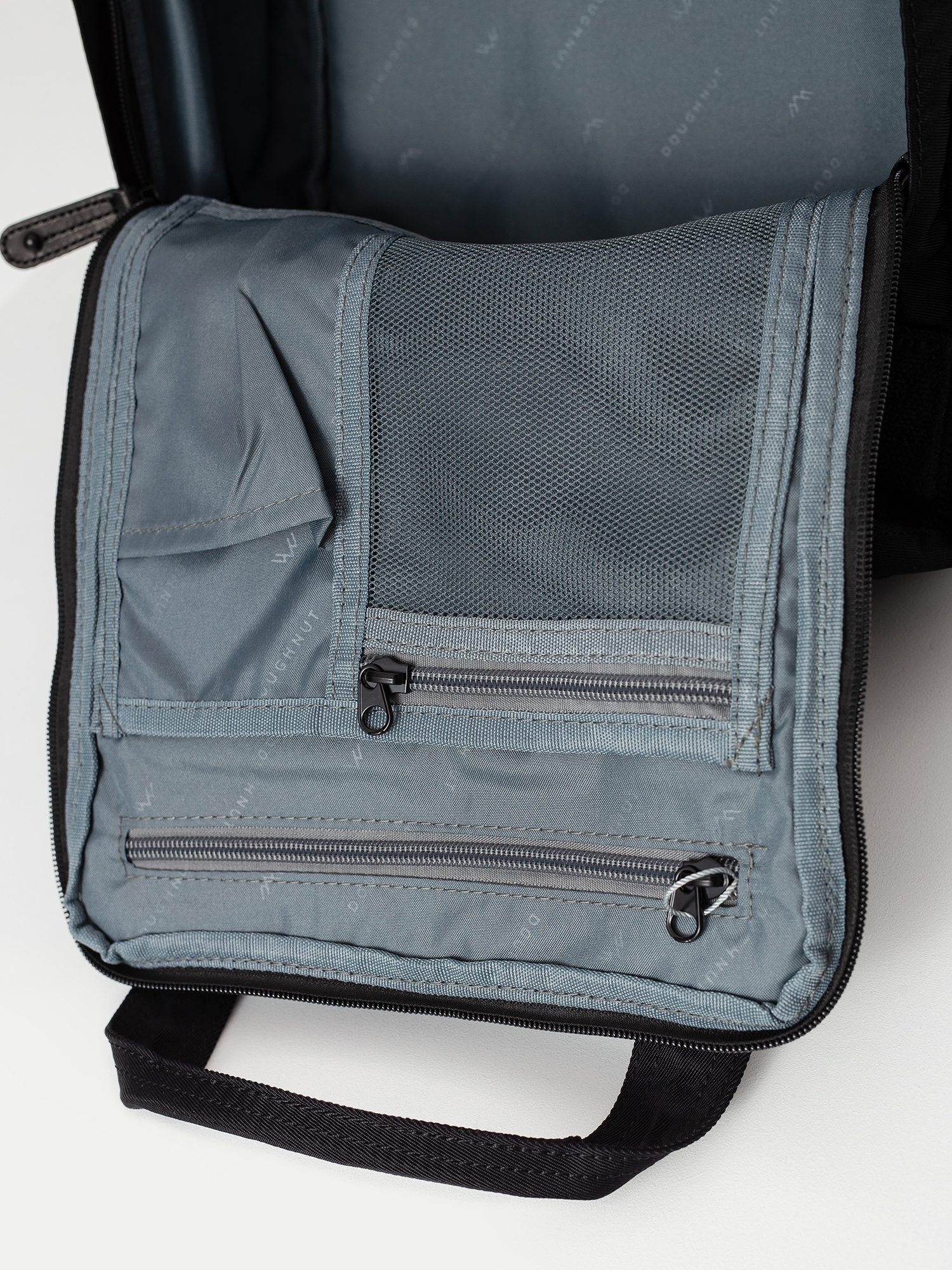 Doughnut Macaroon Black Series Hátizsák (black series)