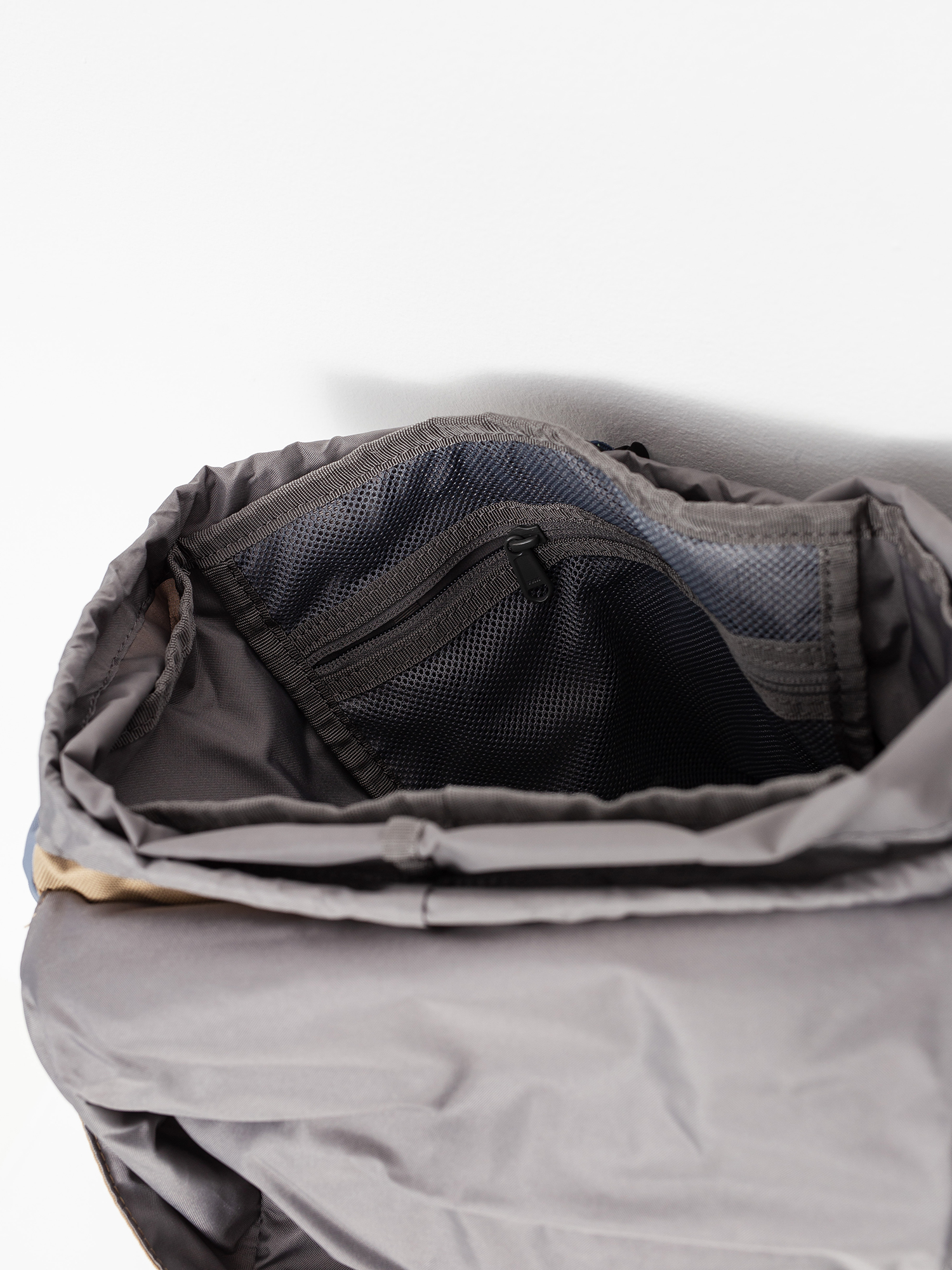 Burton Tinder 2.0 30L Hátizsák (folkstone gray/kelp)