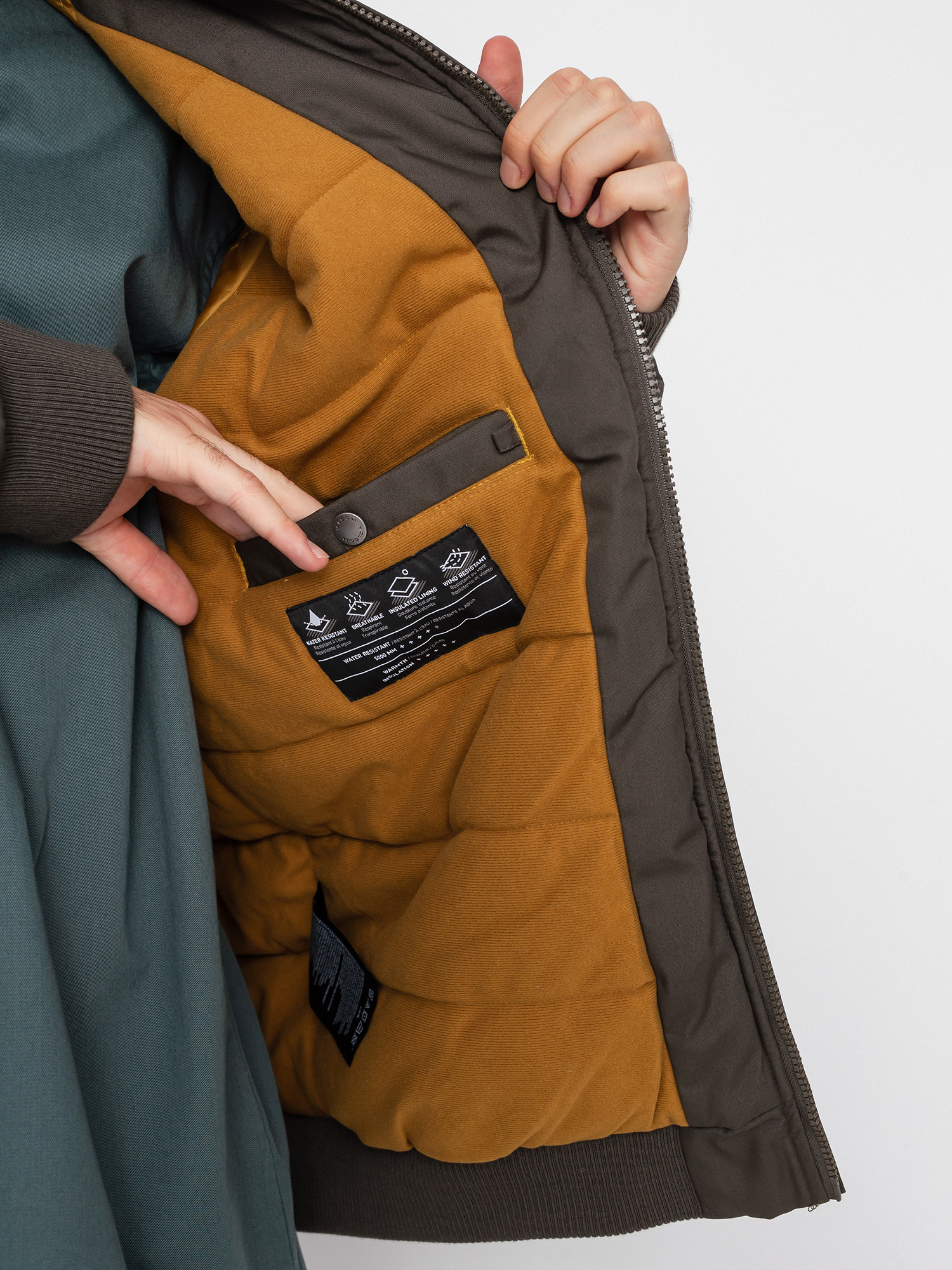 Volcom Hernan 5K Dzseki (lead)