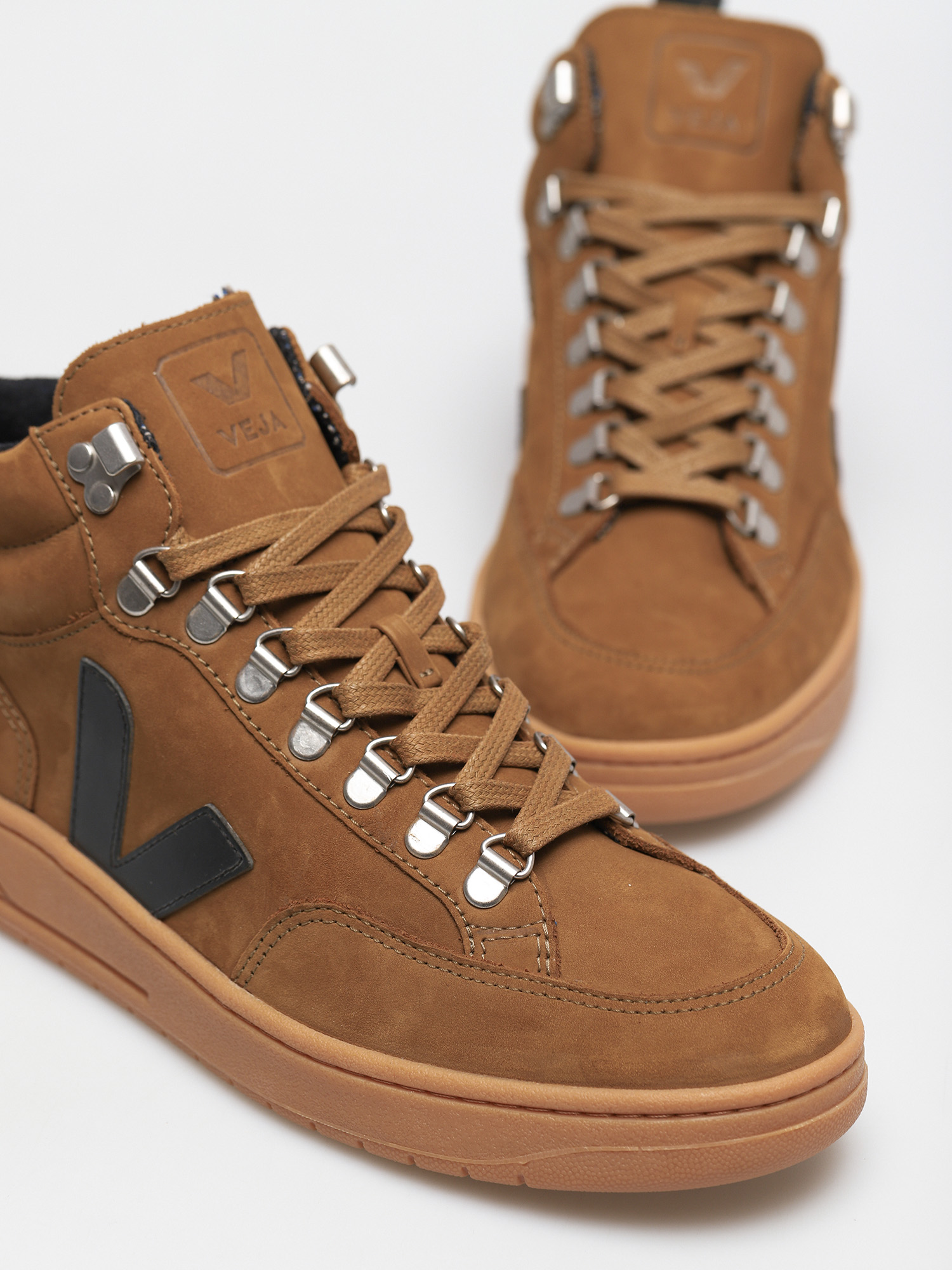 Veja Roraima Cipők (nubuck tent black)