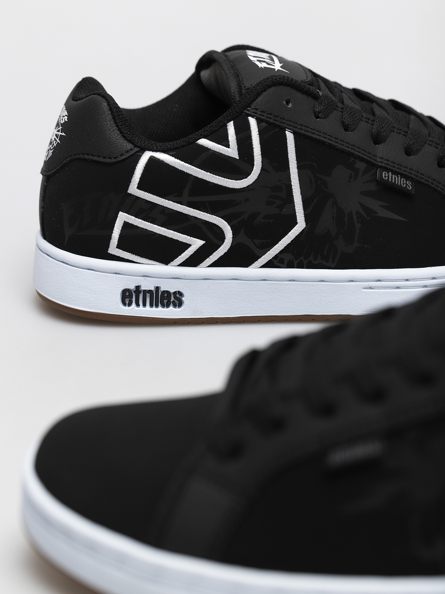Etnies Fader Cipők (black/skulls)