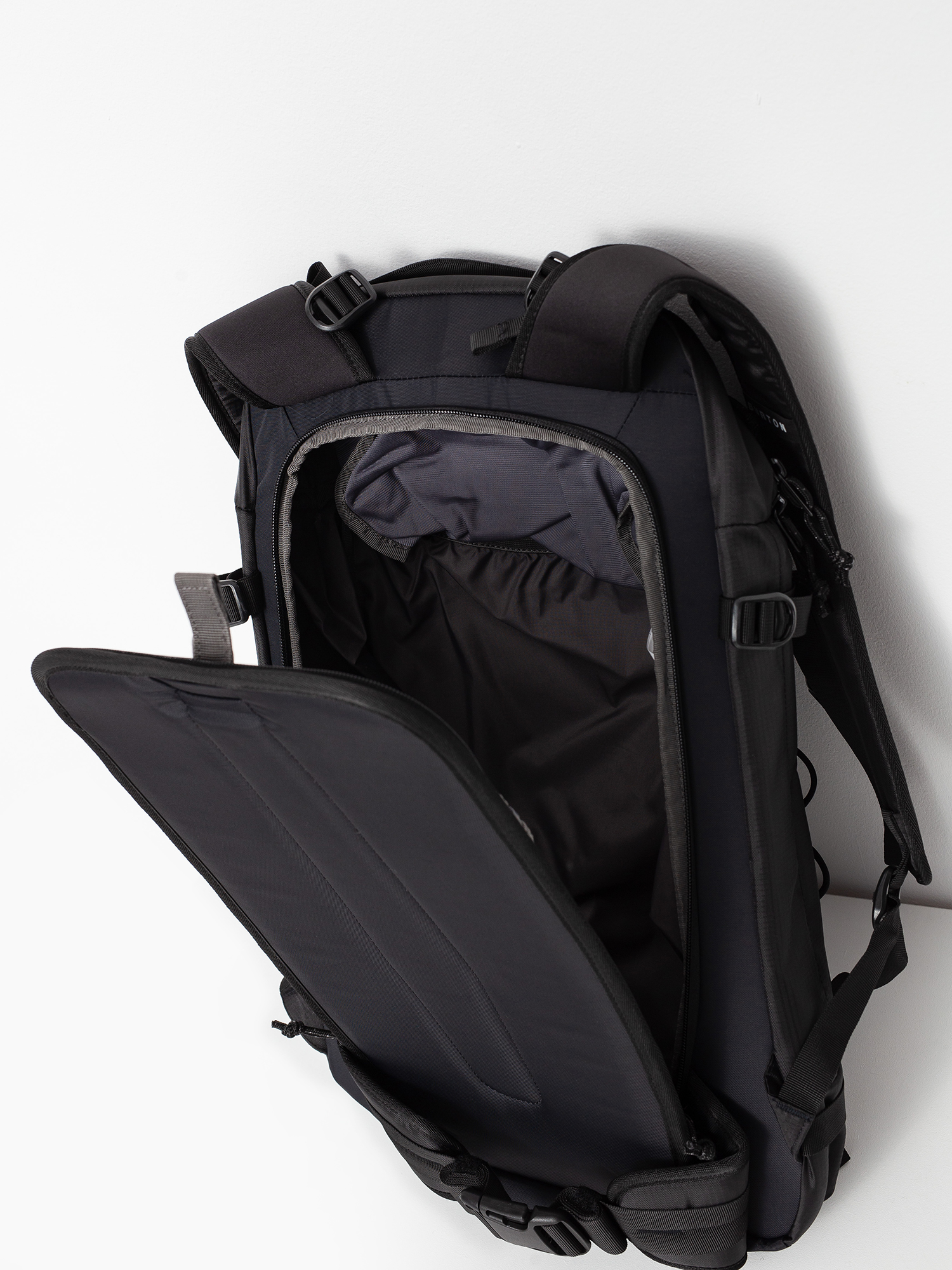 Burton Sidehill 25L Hátizsák (true black)