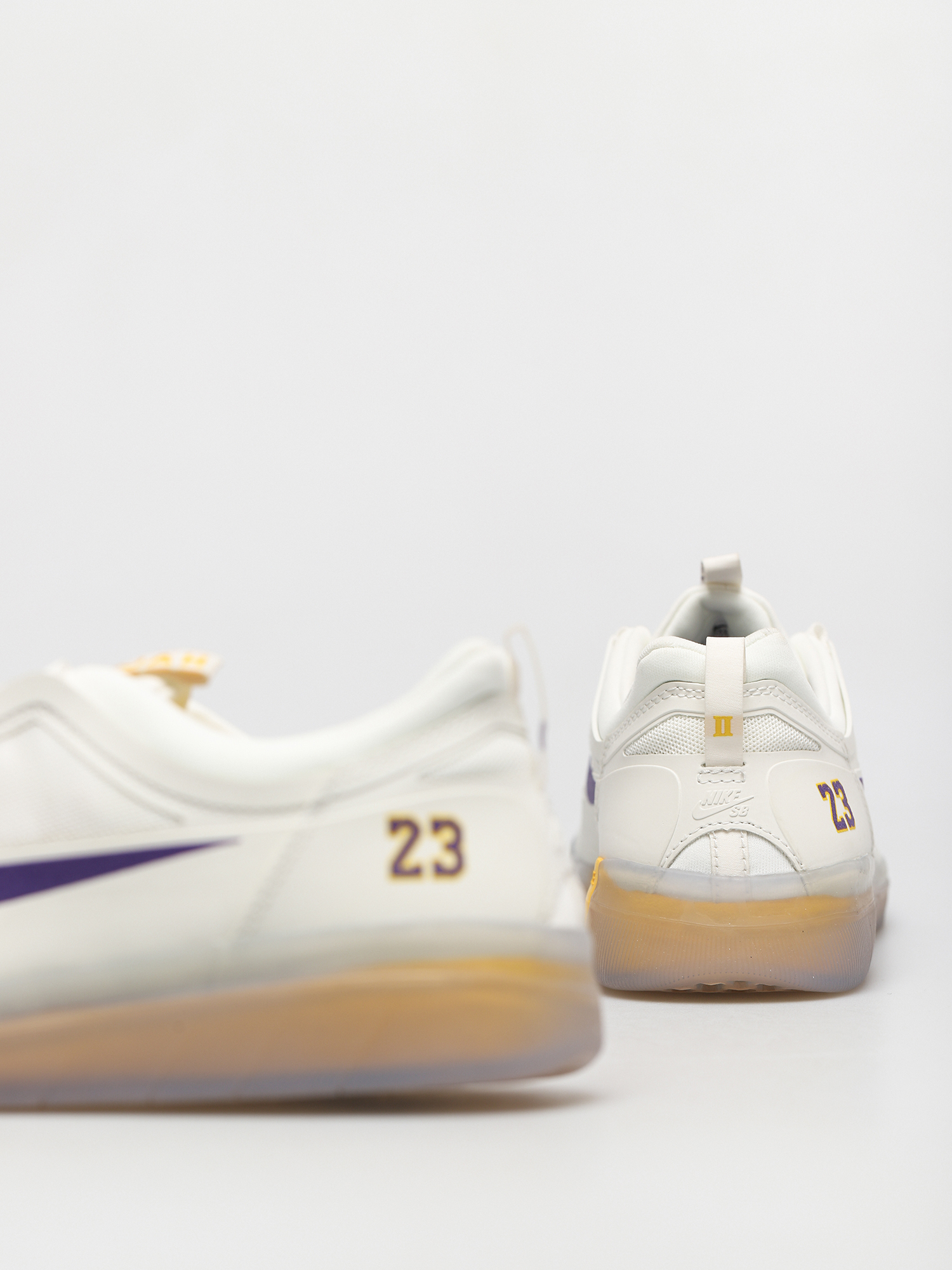 Nike SB Nyjah Free 2 NBA Cipők (summit white/court purple amarillo)