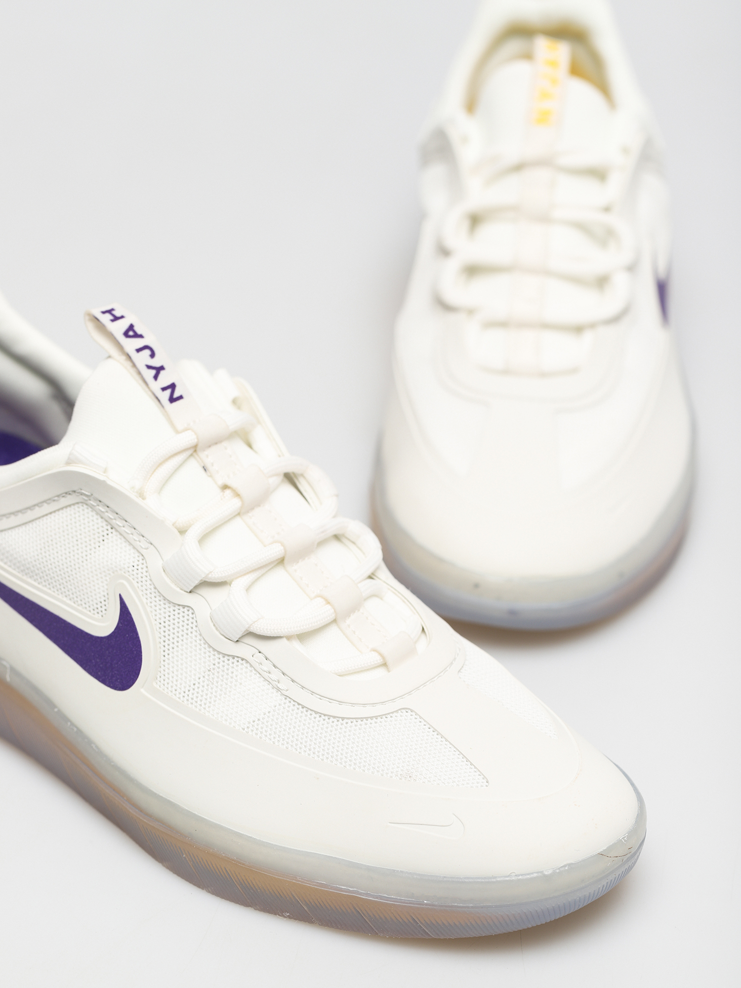 Nike SB Nyjah Free 2 NBA Cipők (summit white/court purple amarillo)