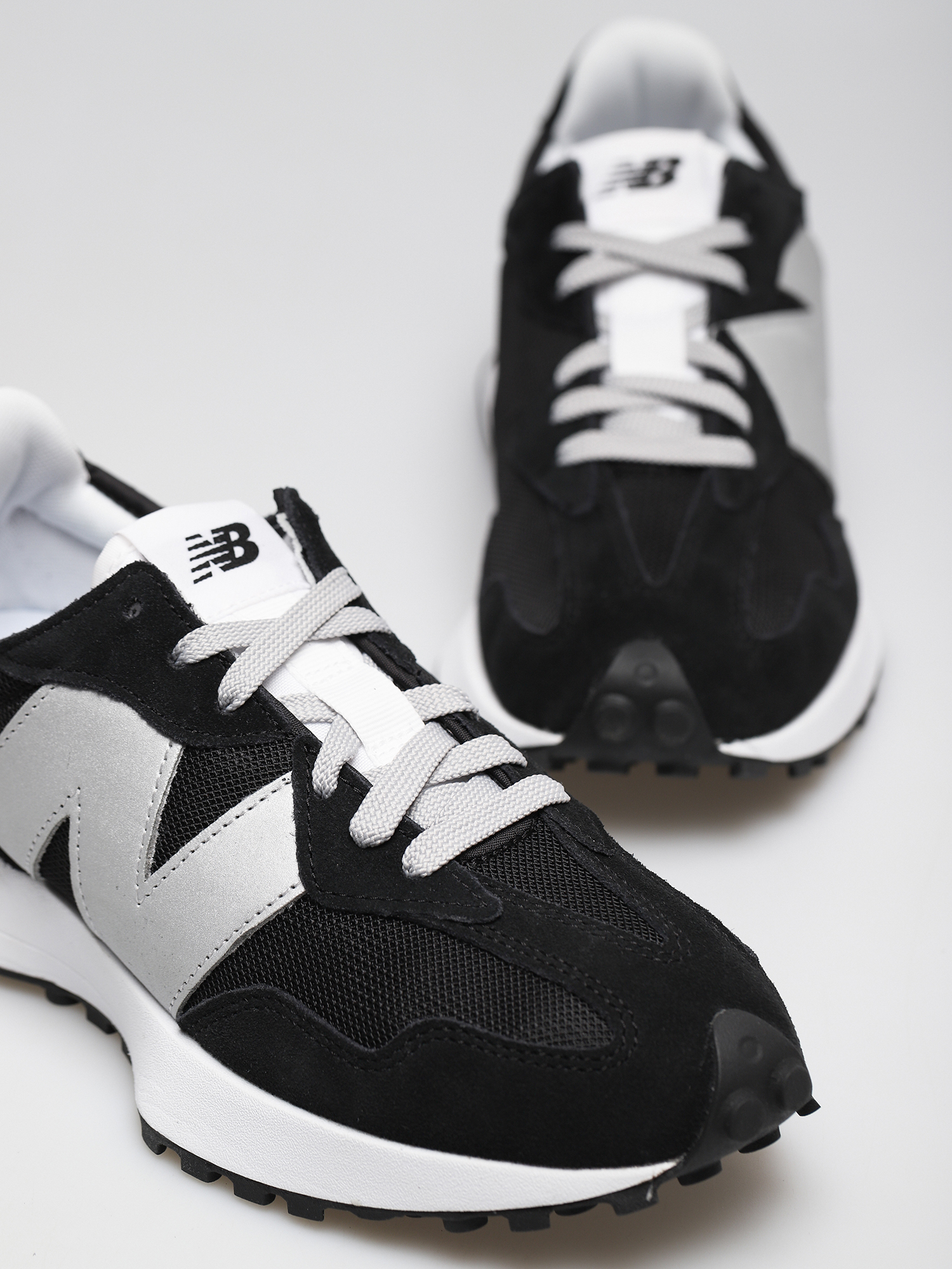 New Balance 327 Cipők (black)