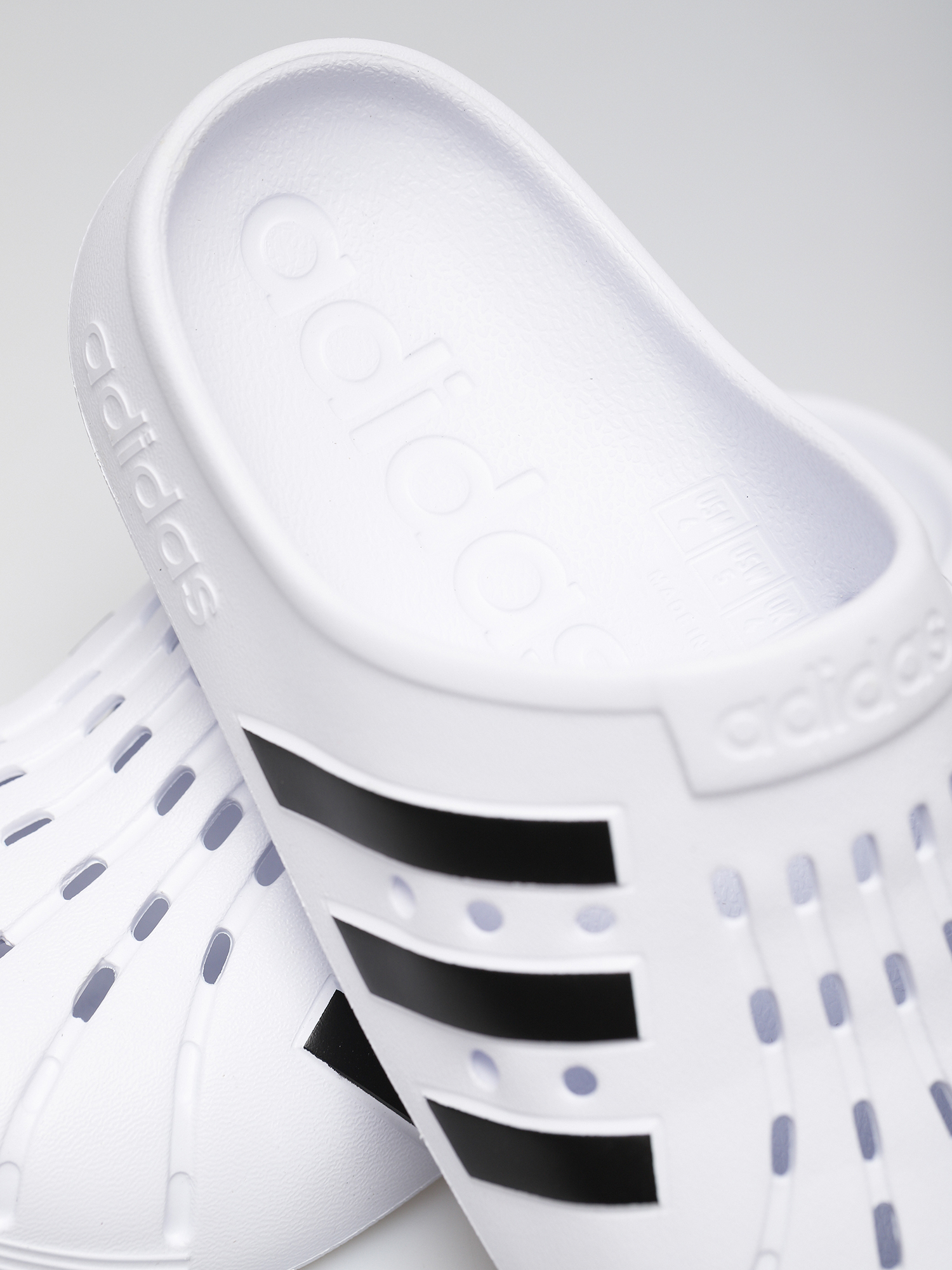 adidas Originals Adilette Clog Flip-flop papucsok (ftwwht/cblack/ftwwht)