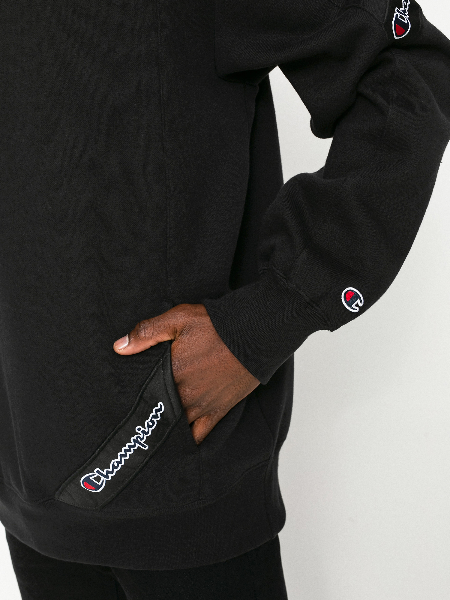 Champion Crewneck Sweatshirt Pulóver (nbk)