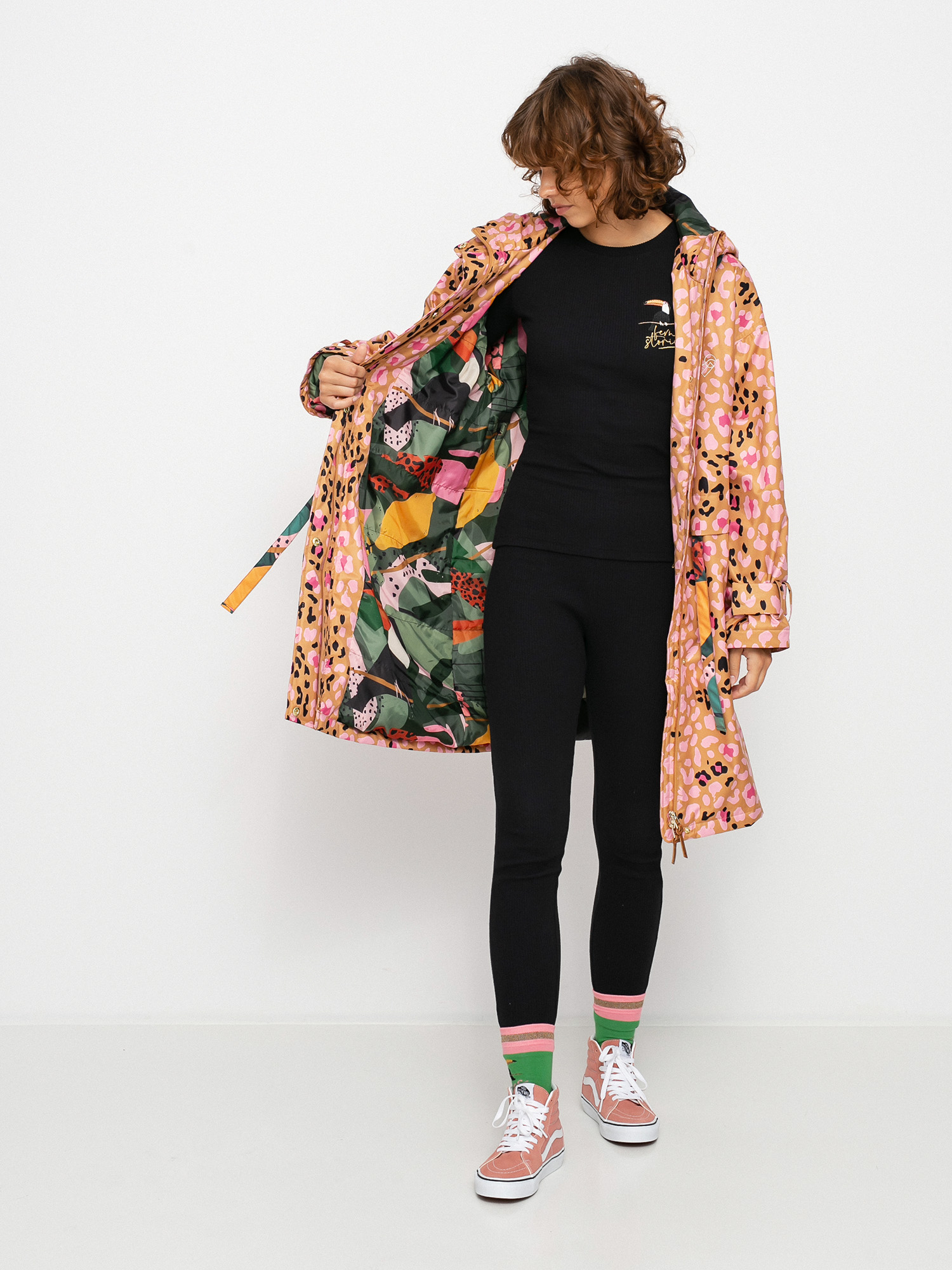 Femi Stories Bano Dzseki Wmn (pb leo)