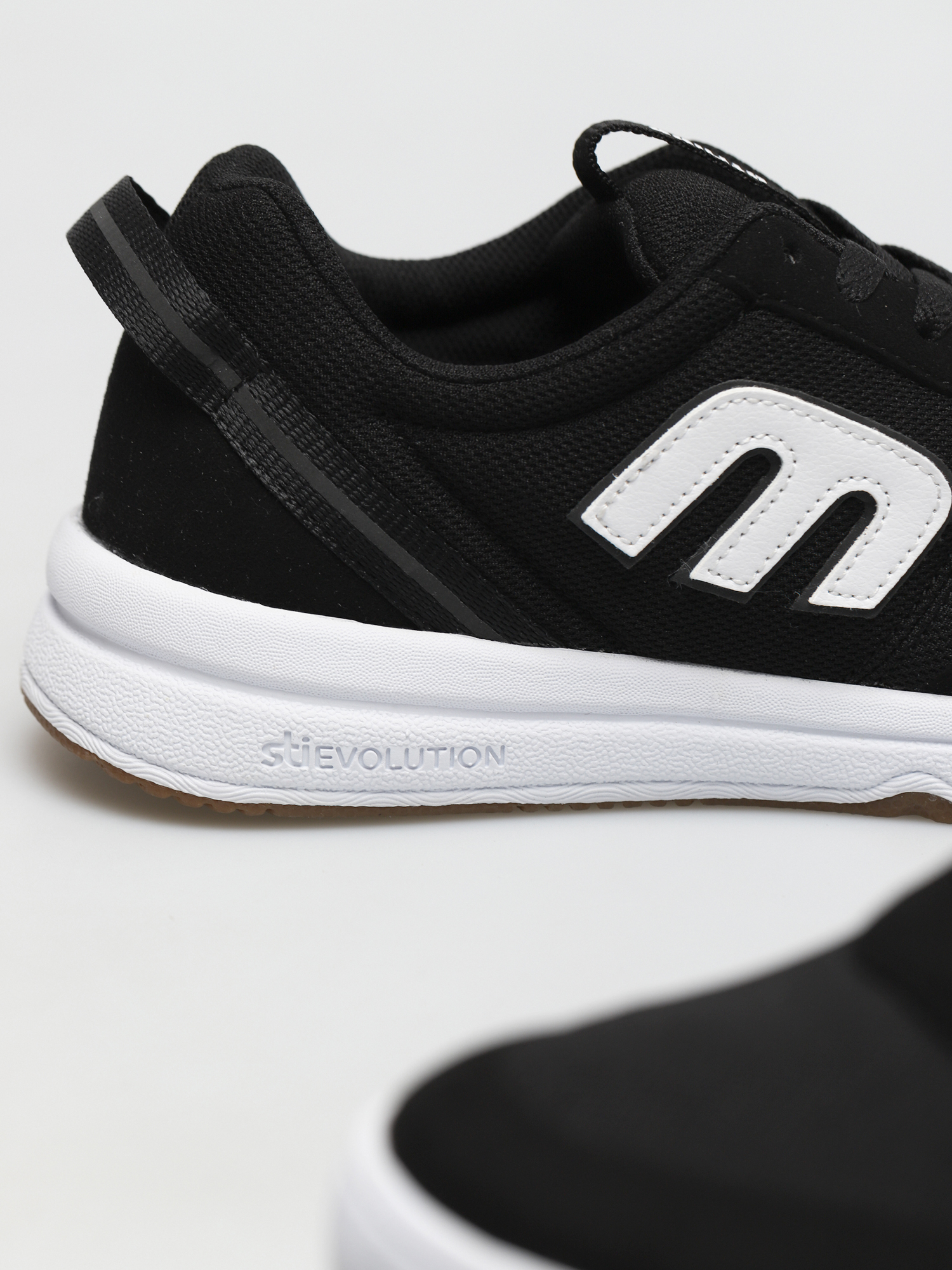 Etnies Ranger Lt Cipők (black/white/gum)