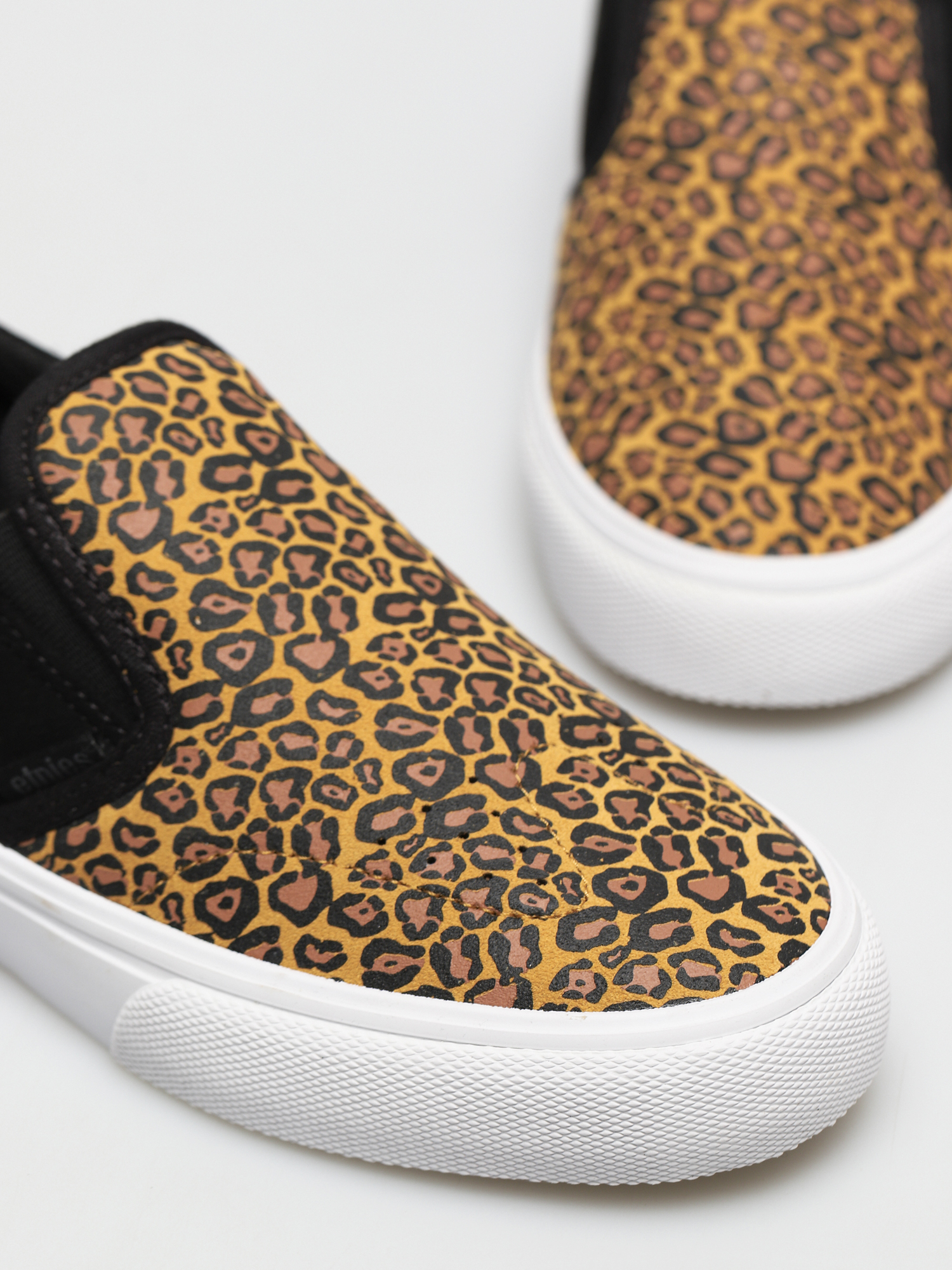 Etnies Marana Slip Cipők Wmn (animal)