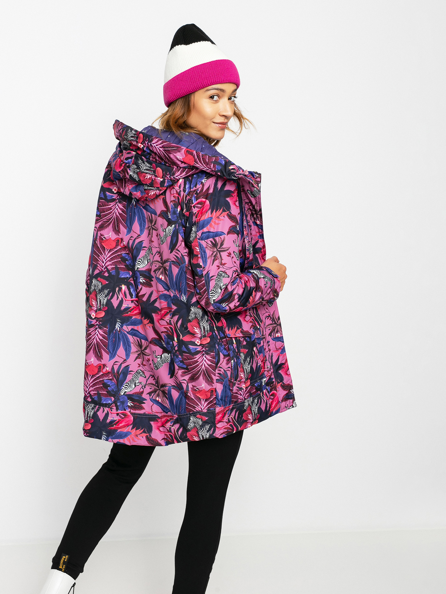 Femi Stories Zino Dzseki Wmn (pims)