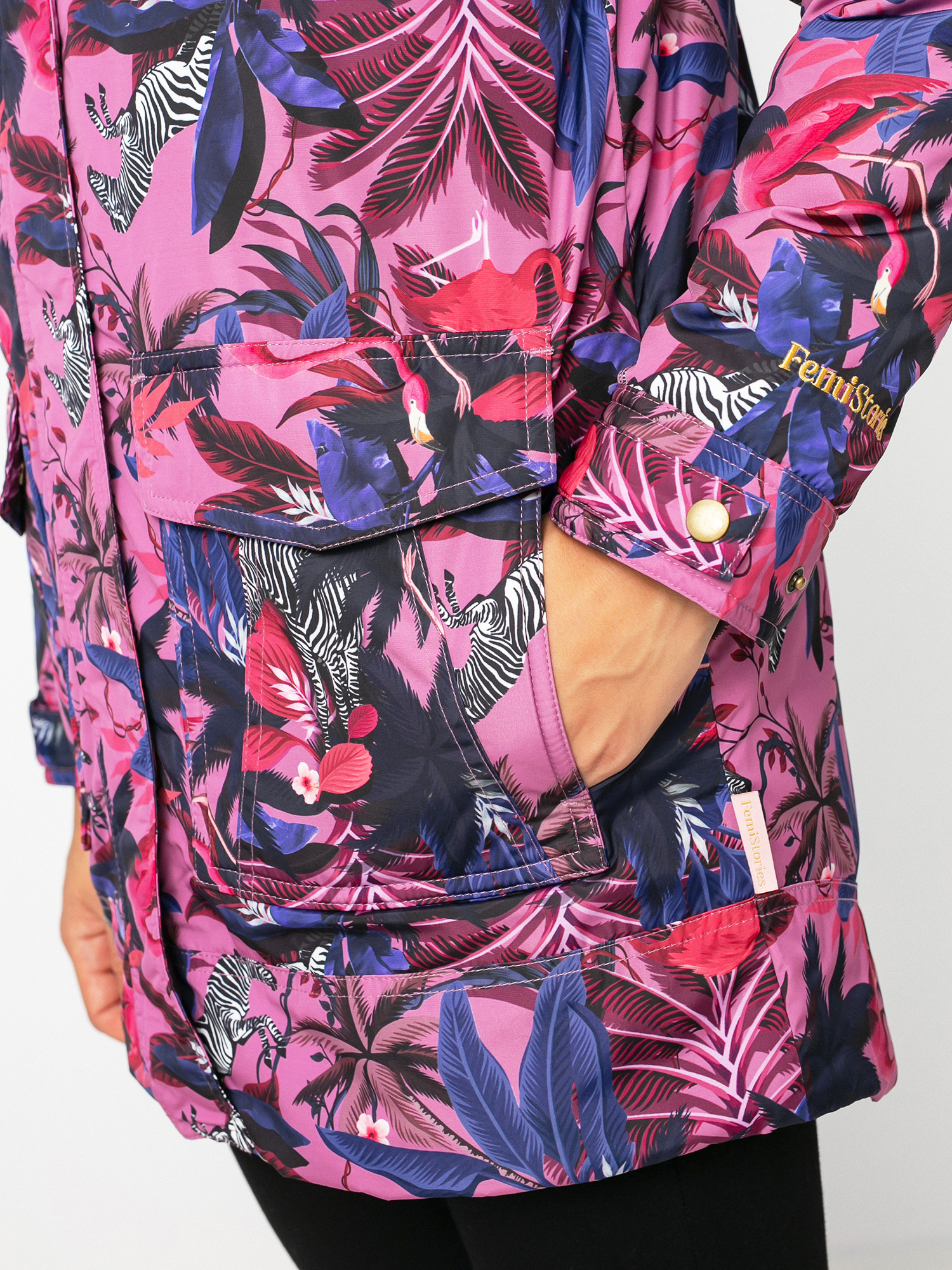 Femi Stories Zino Dzseki Wmn (pims)