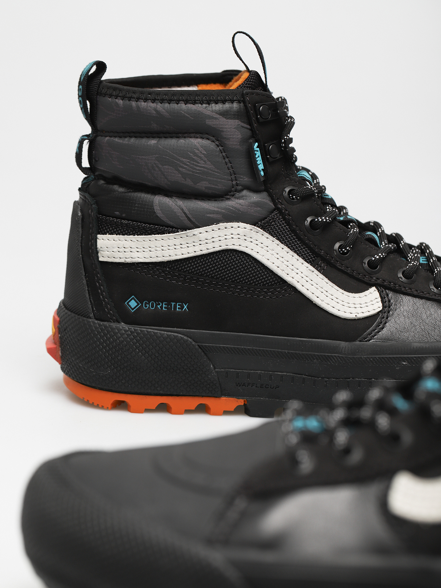 Vans Sk8 Hi Gore Tex MTE 3 Cipők (tiger camo/black)