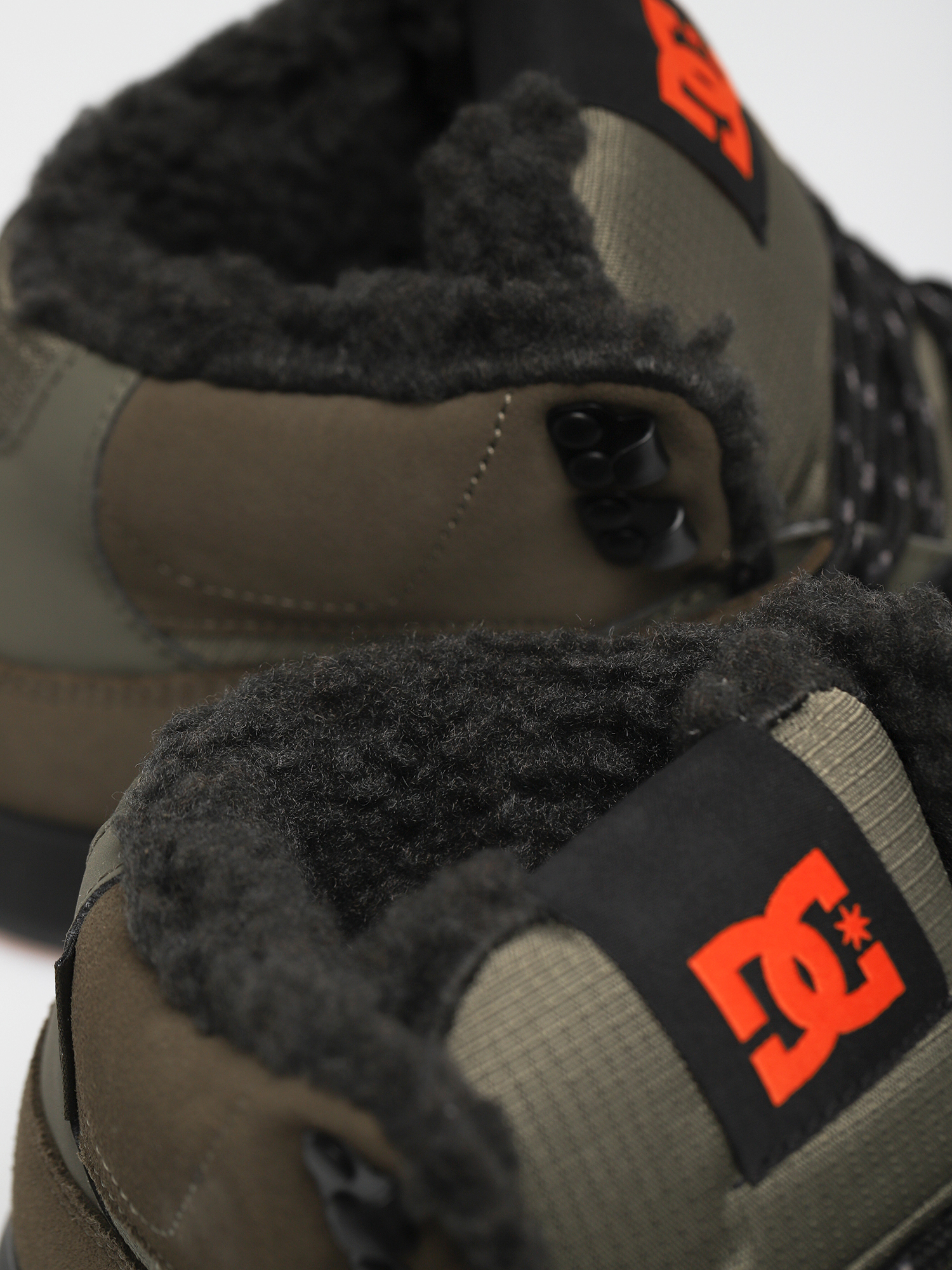 DC Pure High Top Wc Wnt Cipők (dusty olive/orange)