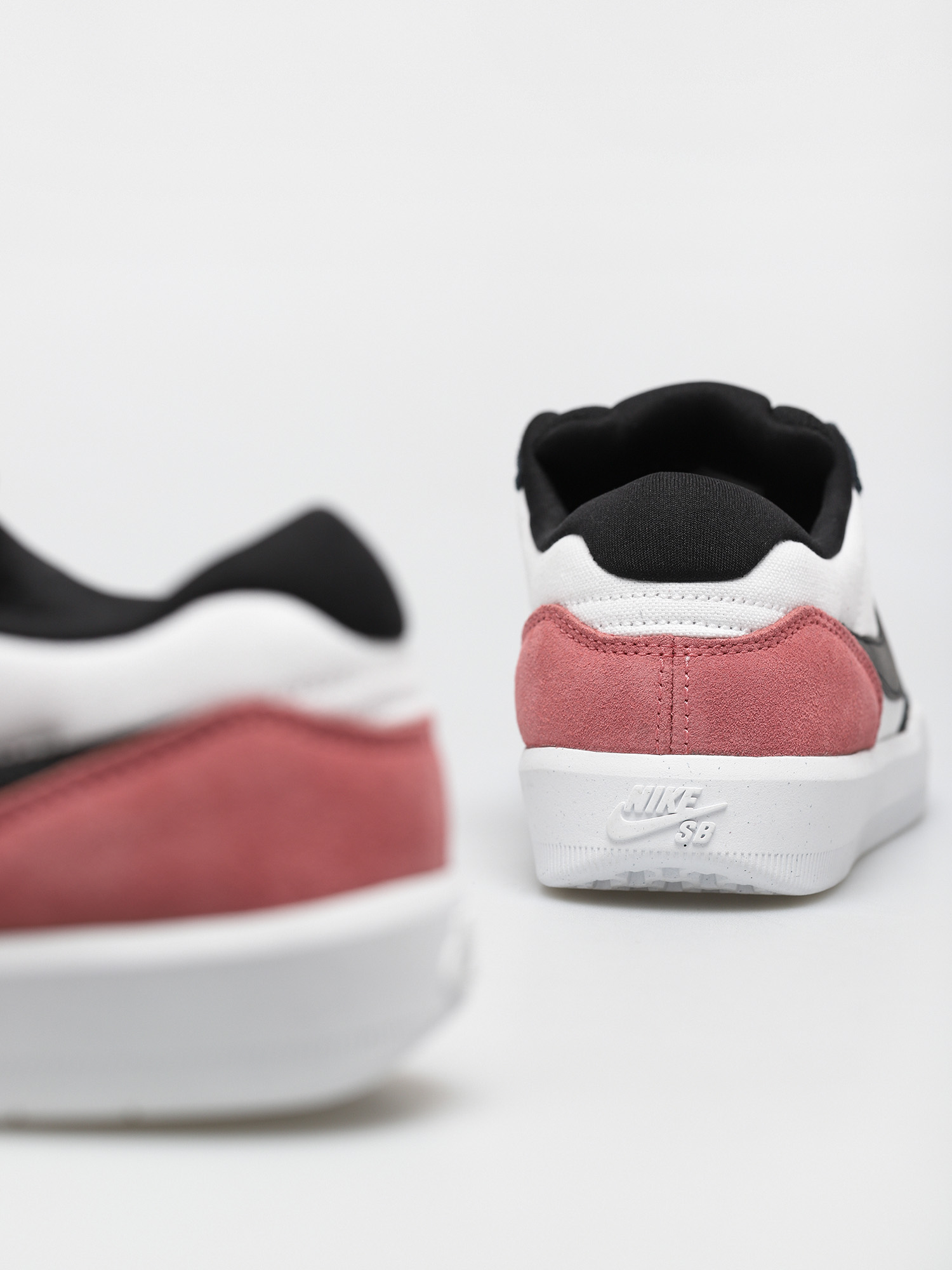 Nike SB Force 58 Cipők (pink salt/black white black)