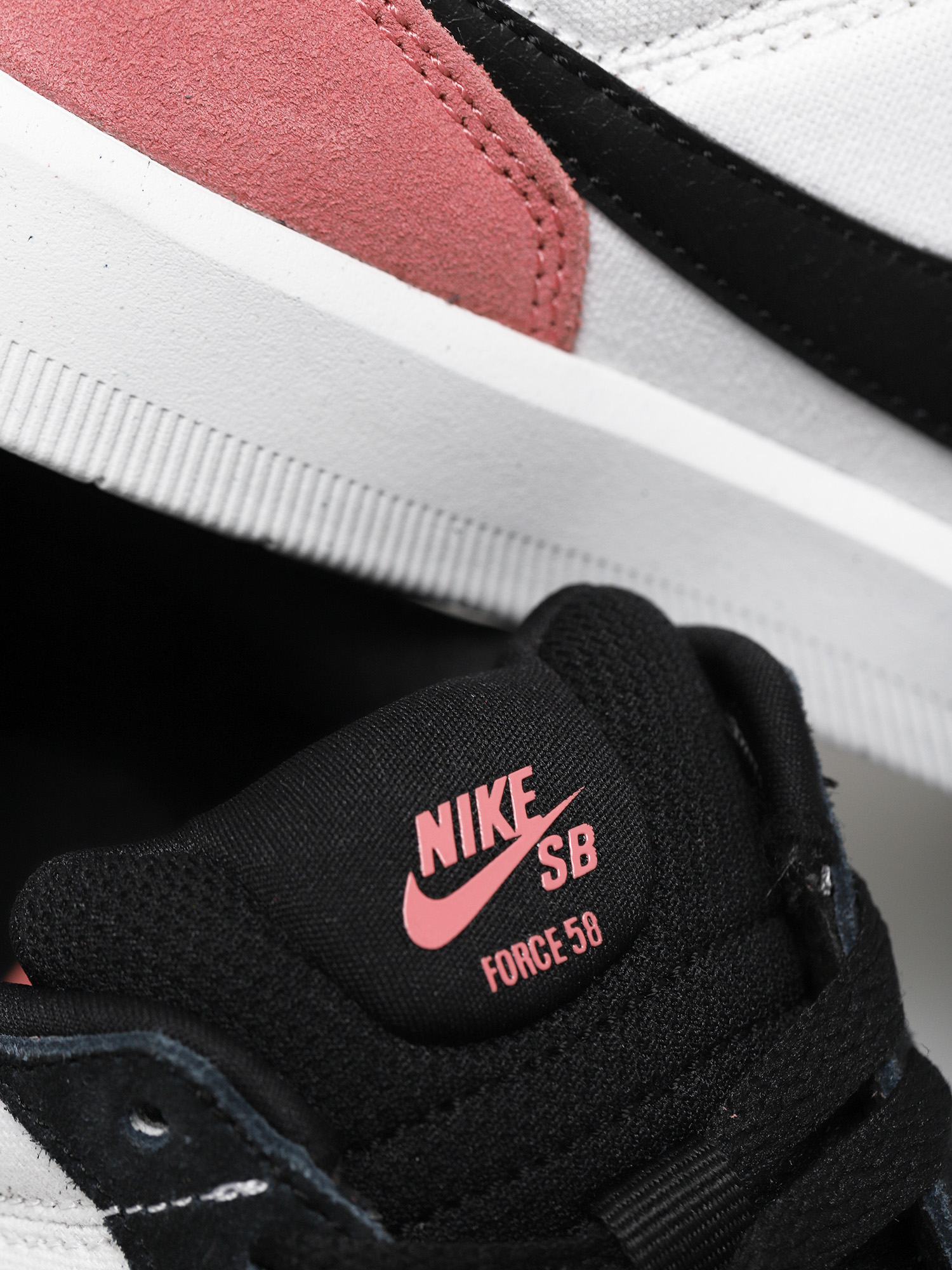 Nike SB Force 58 Cipők (pink salt/black white black)