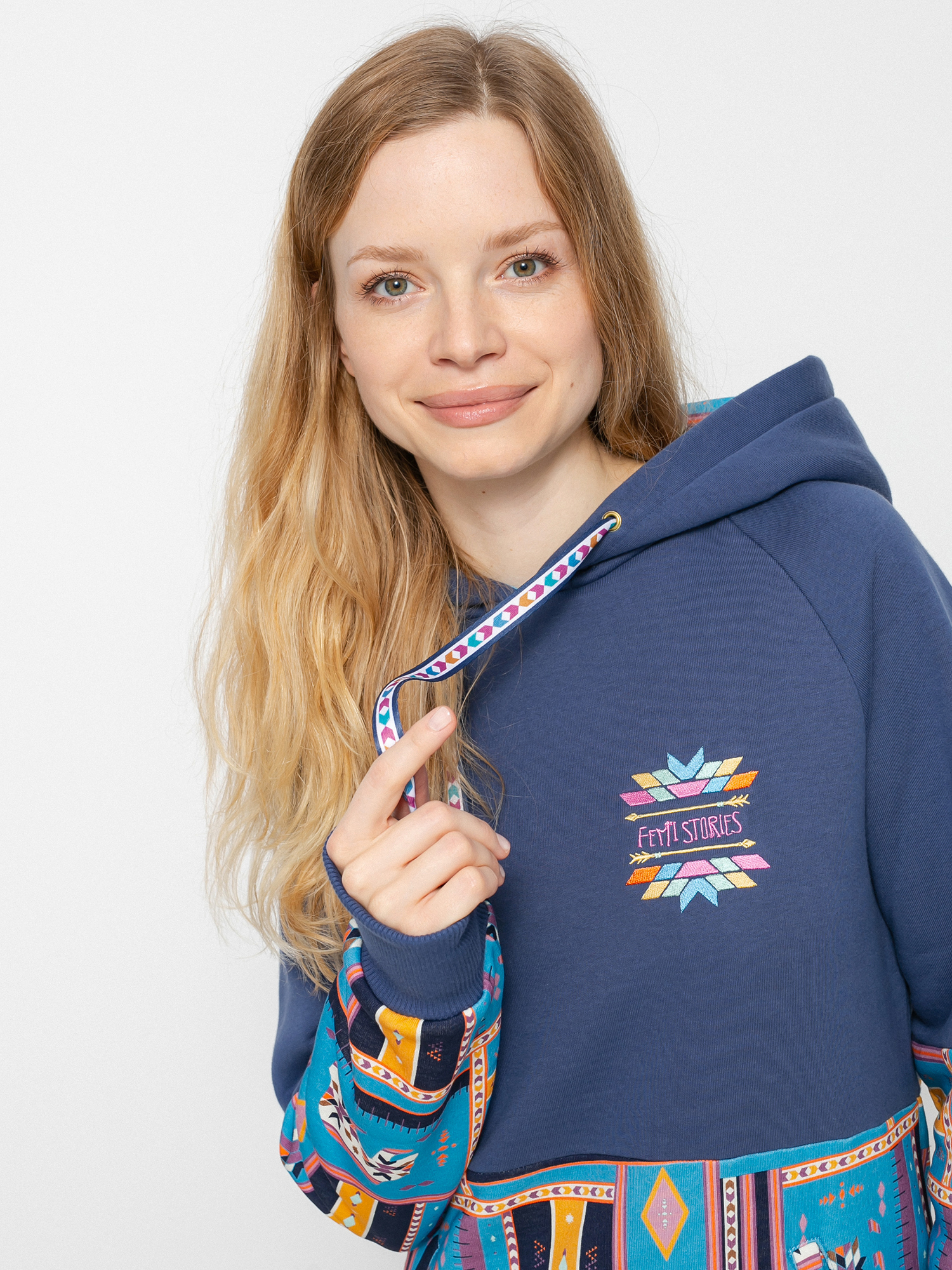 Femi Stories Kenta HD Kapucnis pulóver Wmn (wds)