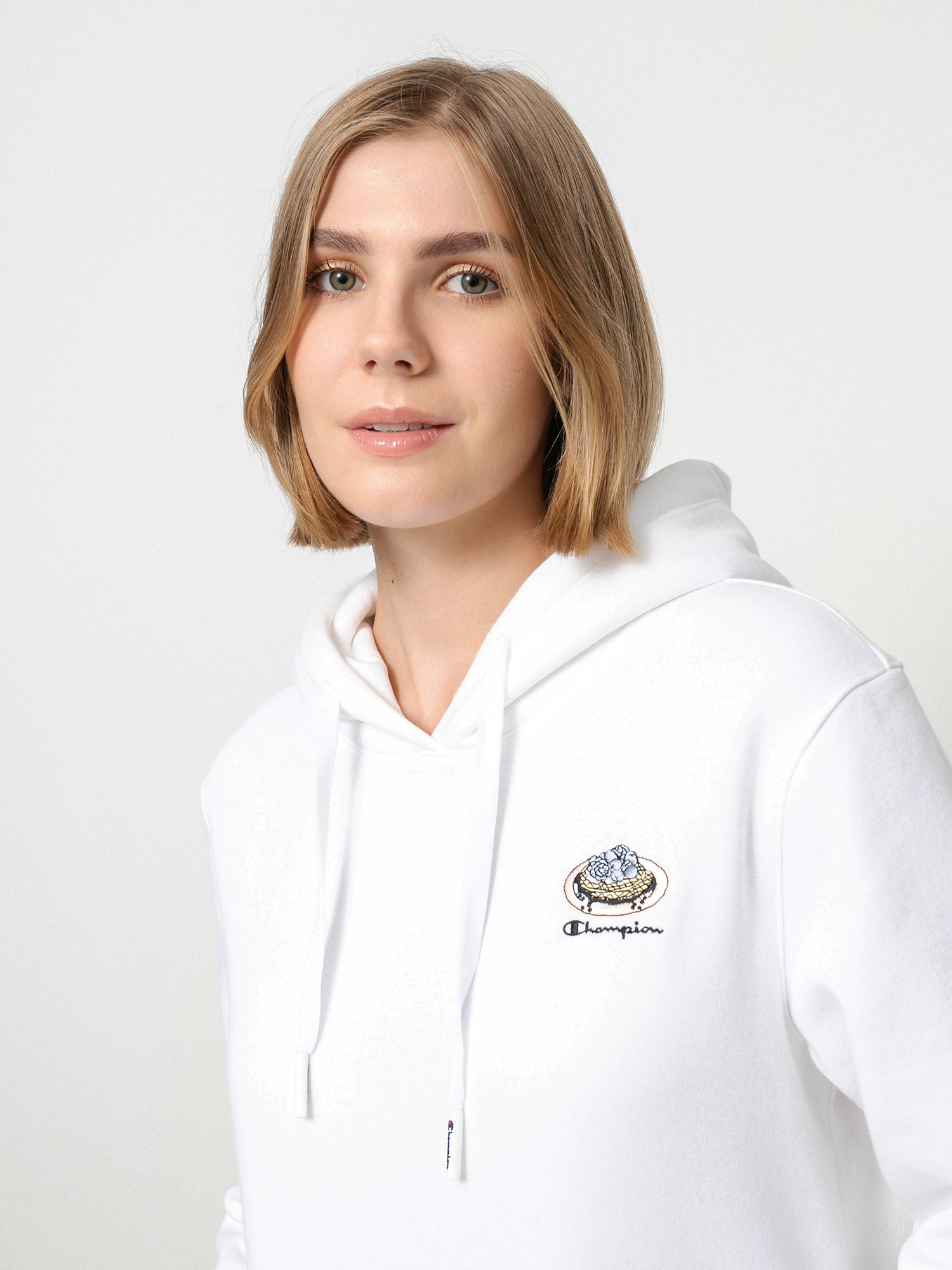 Champion Sweatshirt HD 114694 Kapucnis pulóver Wmn (wht)