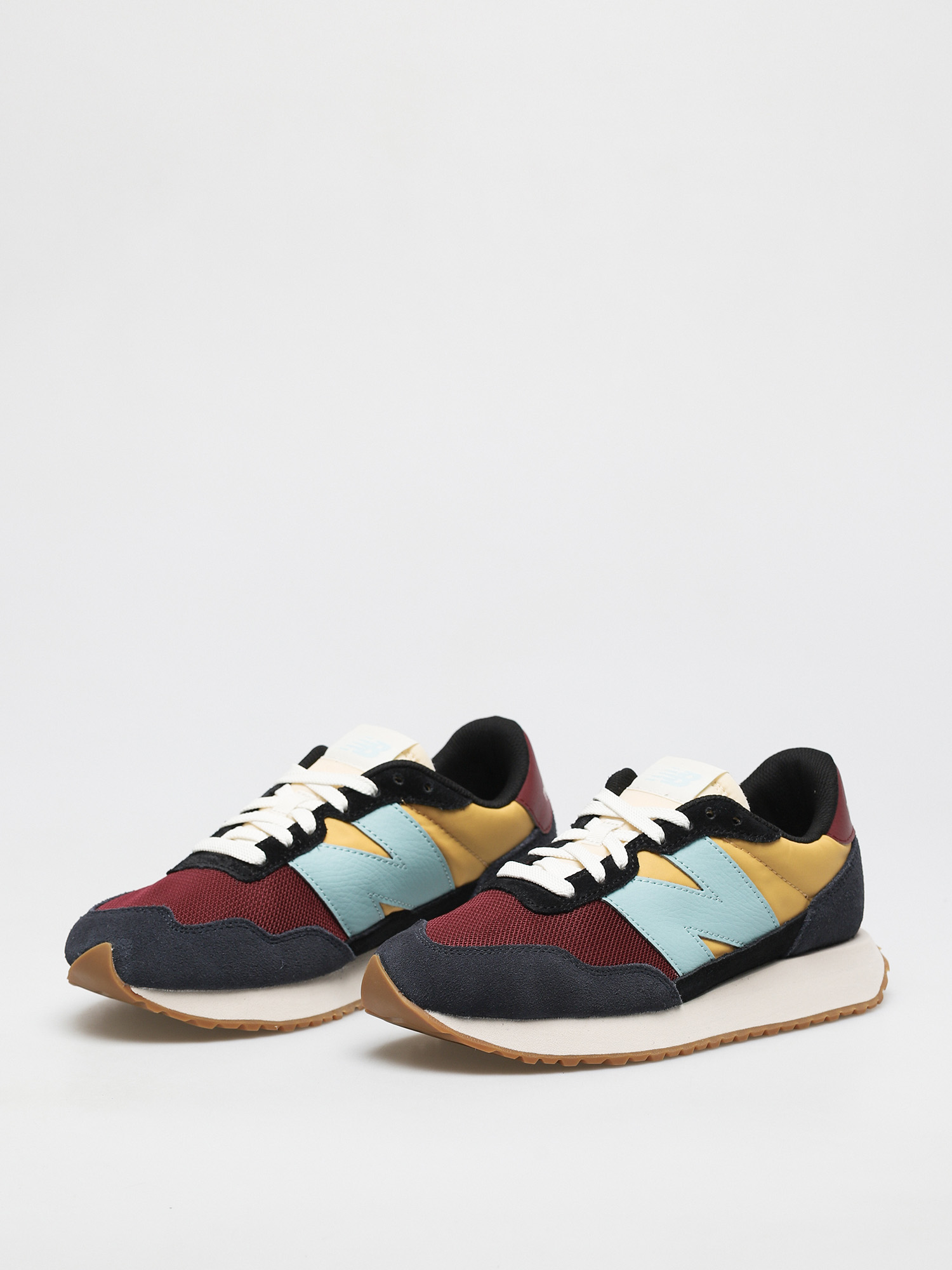 New Balance 237 Cipők (outer space)