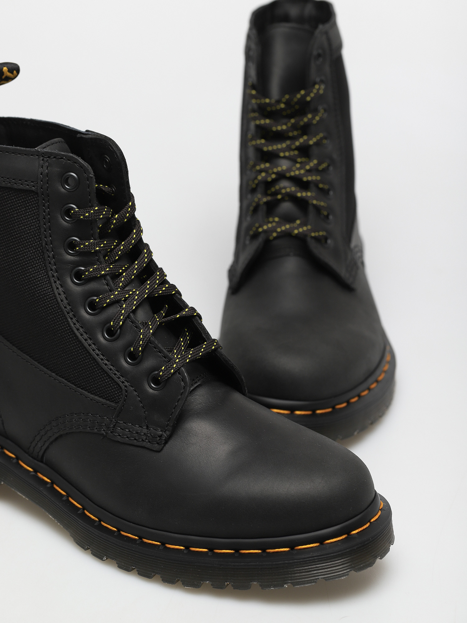 Dr. Martens 1460 Panel Cipők (black)