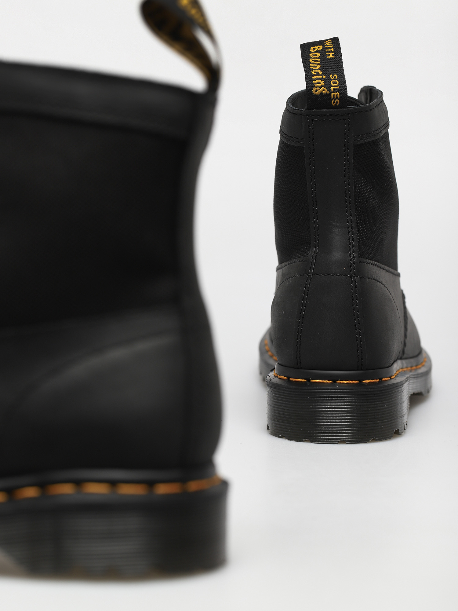 Dr. Martens 1460 Panel Cipők (black)