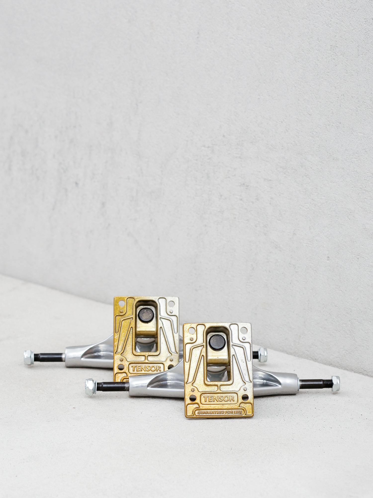 Tensor Alum Stencil Mirror Gördeszka felfüggesztés (raw/gold fade)