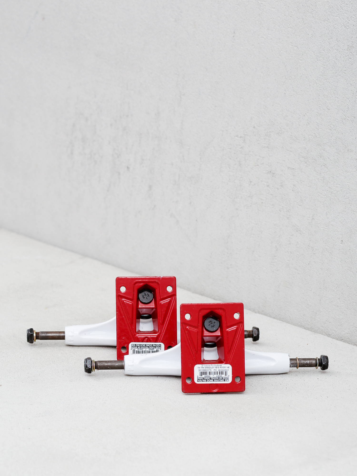 Thunder Bradley Kb Room Gördeszka felfüggesztés (white/red)