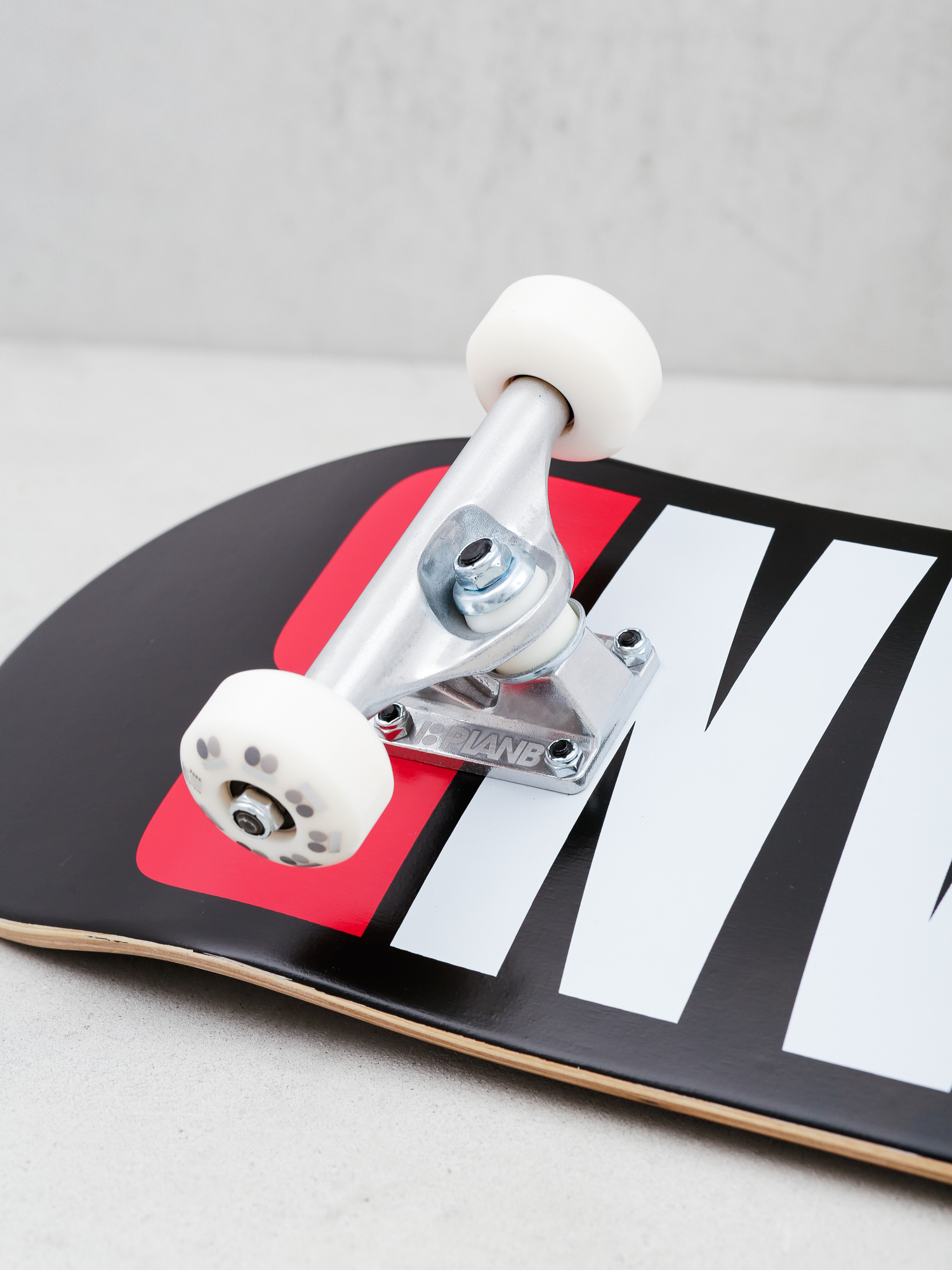 Plan B Team Komplett gördeszka