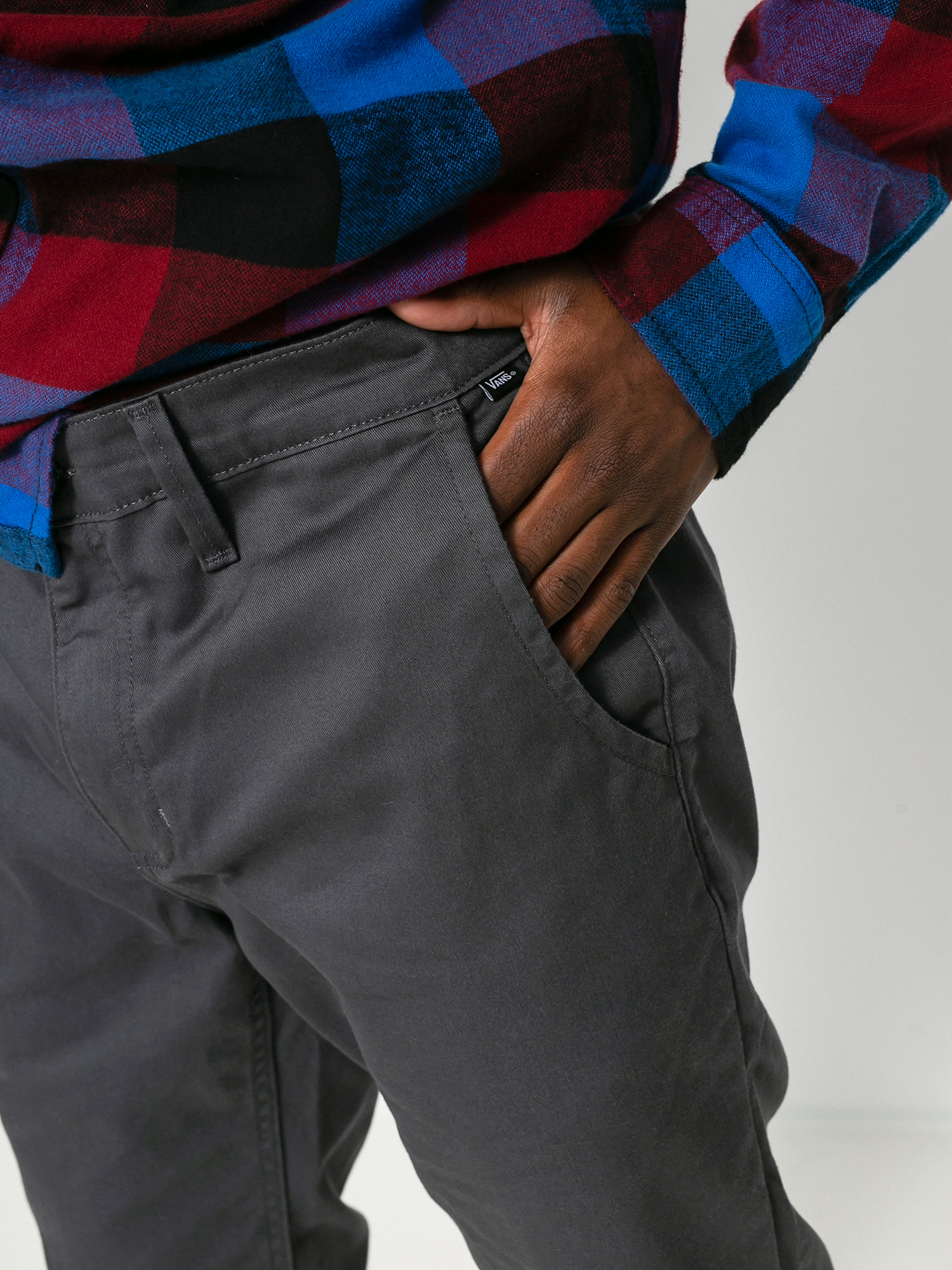 Vans Authentic Chino Slim Kisnadrág (asphalt)