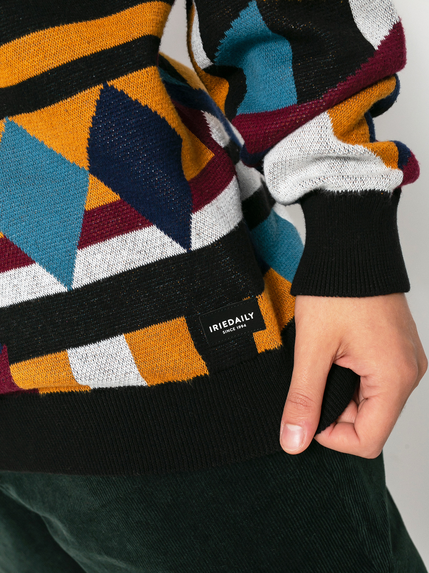 Iriedaily Shufflemania Pulóver (cara black)