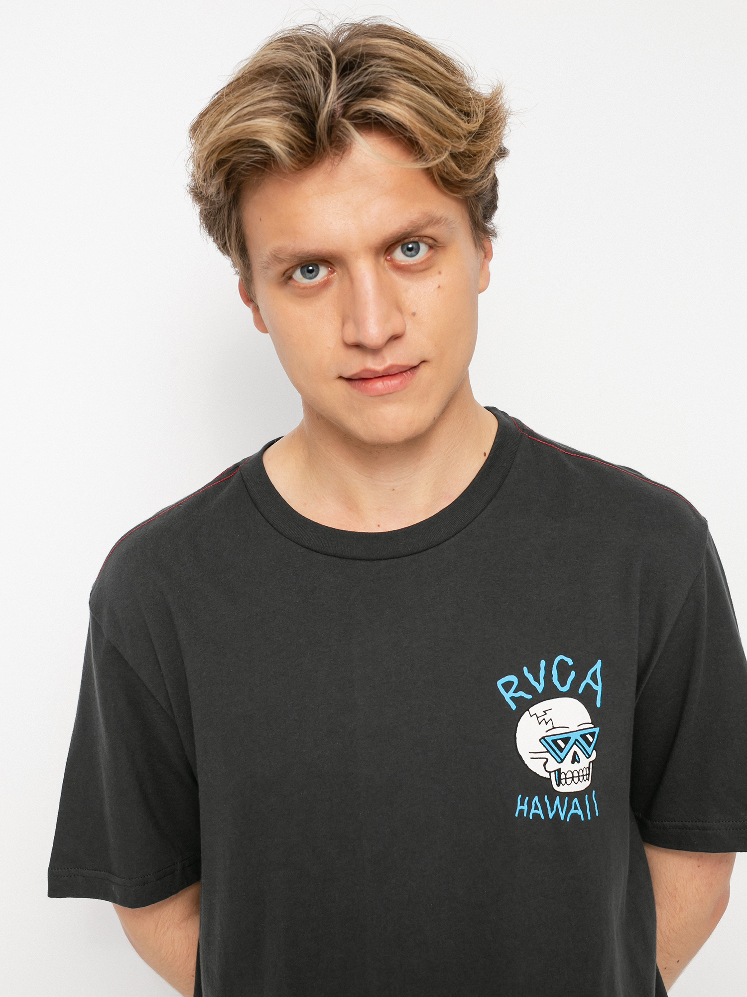 RVCA Skull Bowl póló (pirate black)