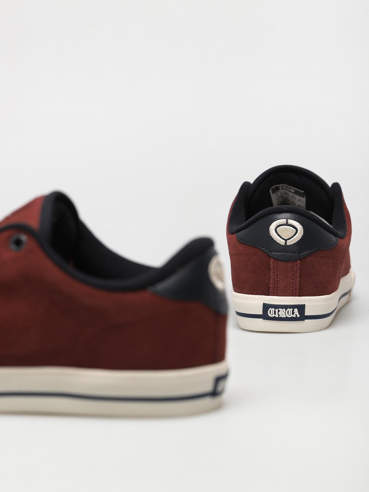 Circa Al 50 Cipők (brick/navy/off white)