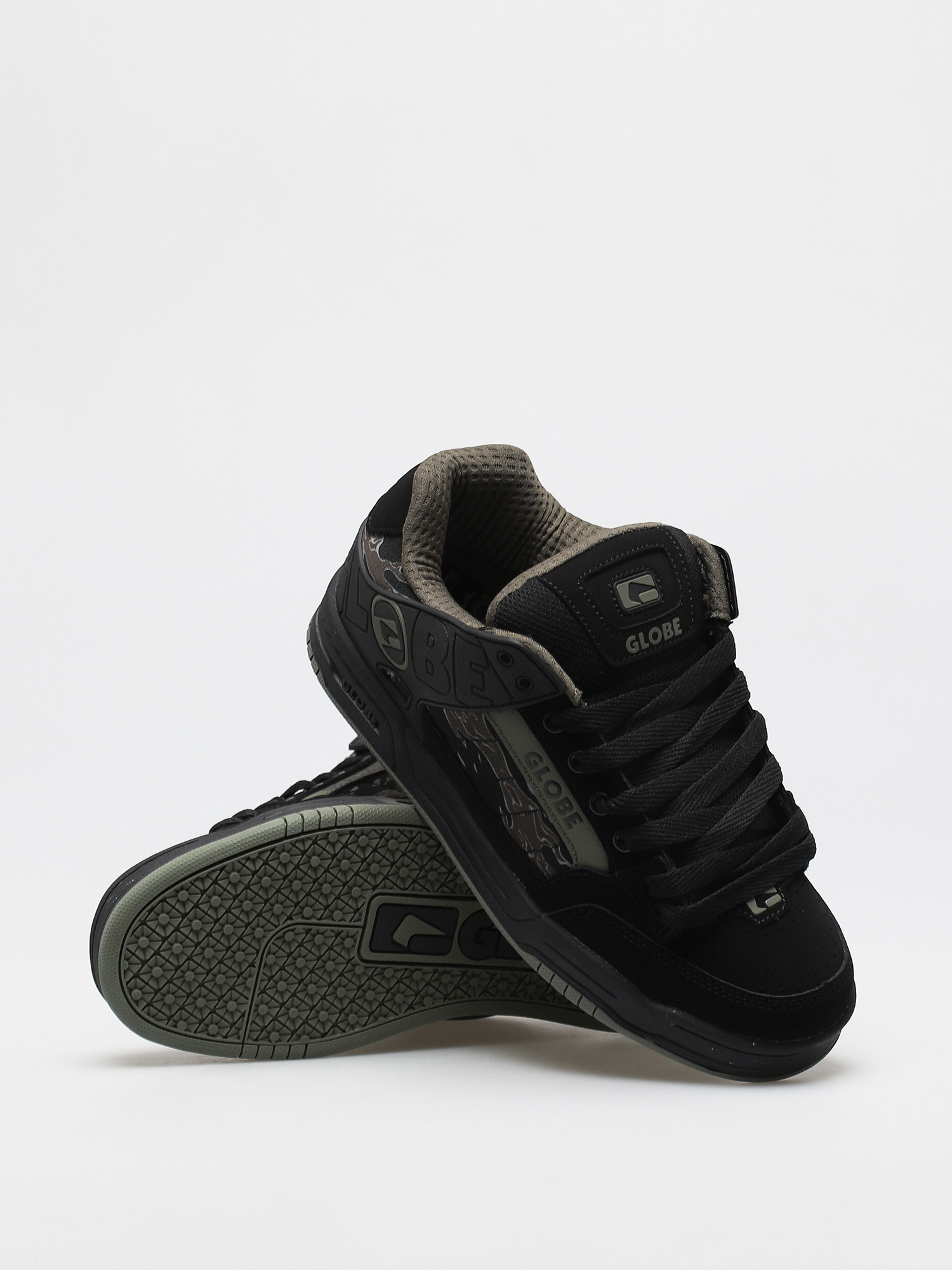 Globe Tilt Cipők (black/tiger camo)