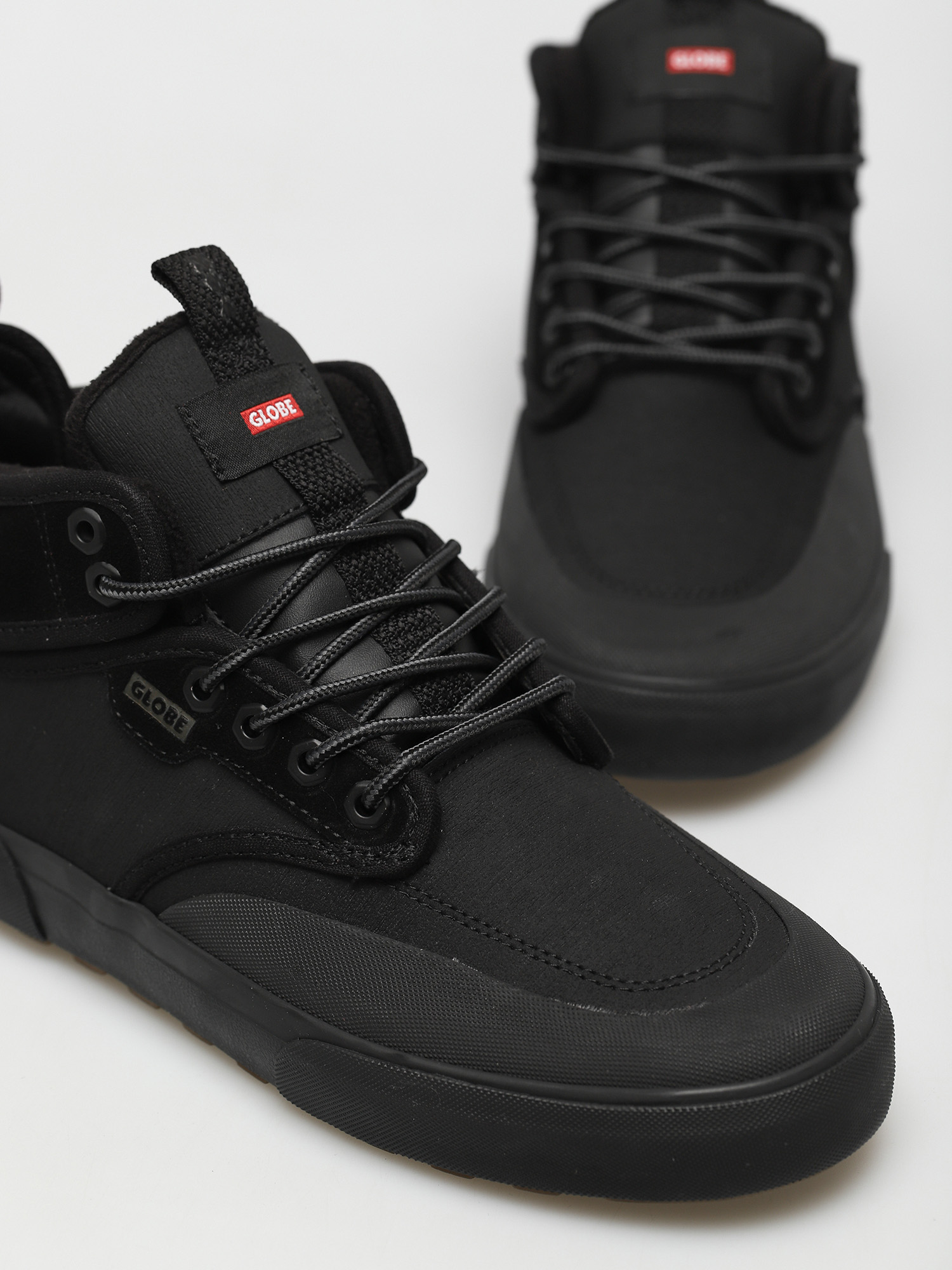 Globe Motley Mid Cipők (black/black summit)