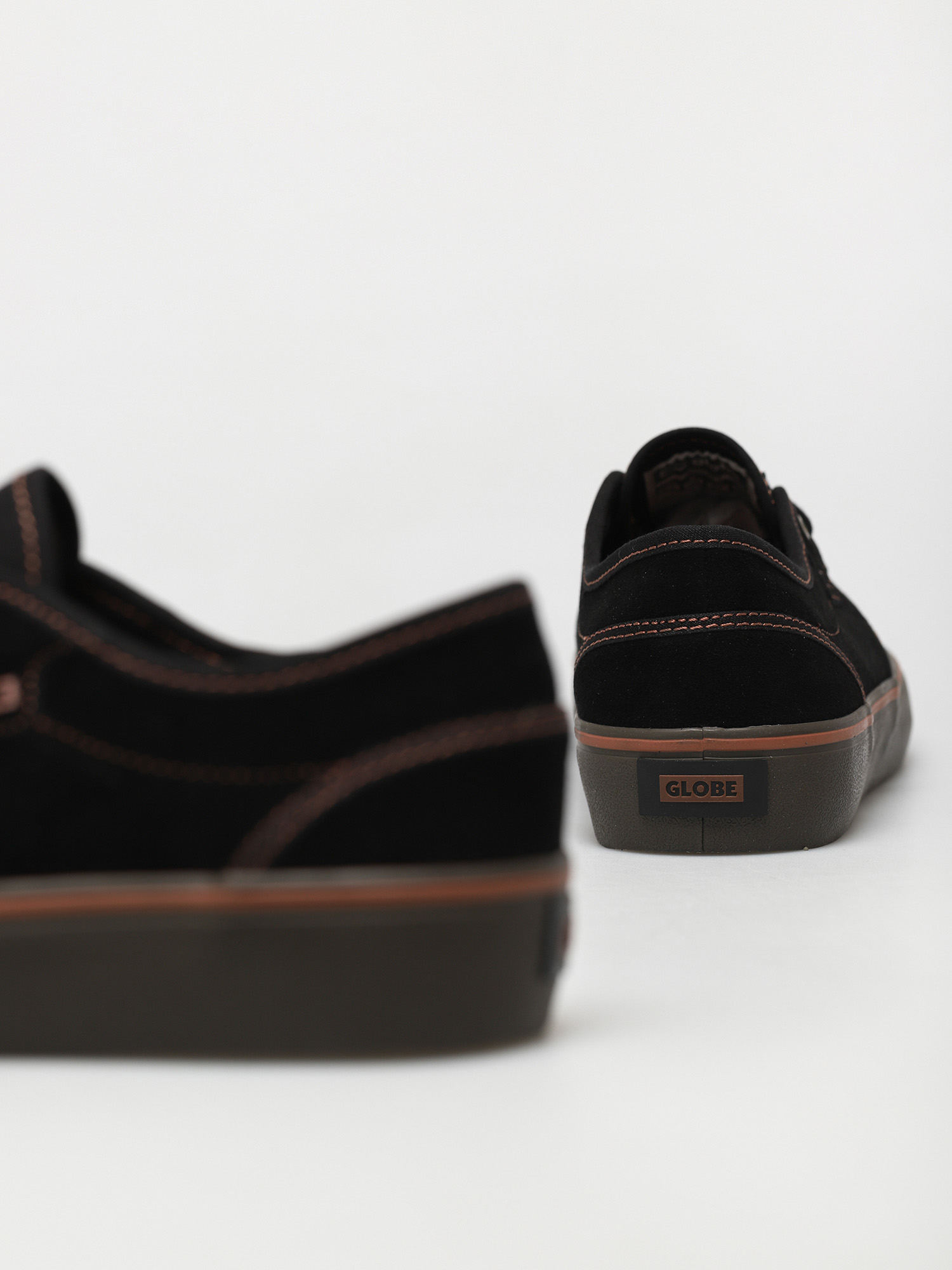 Globe Motley II Cipők (black/dark gum)