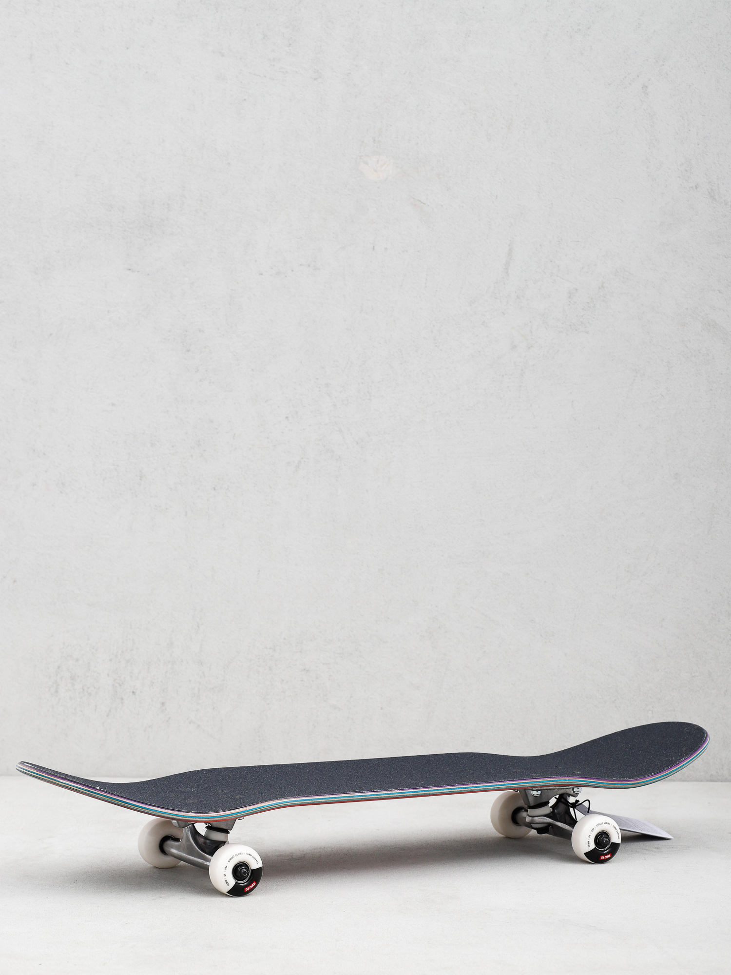 Globe G1 Stack Komplett gördeszka (black/candy clouds)