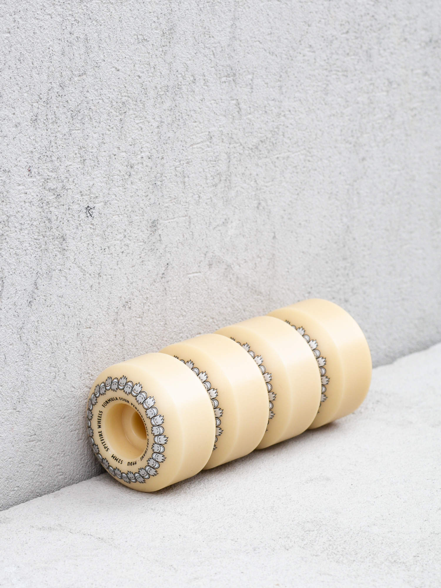 Spitfire F4 99D Repeaters Gördeszka kerék (natural/silver)