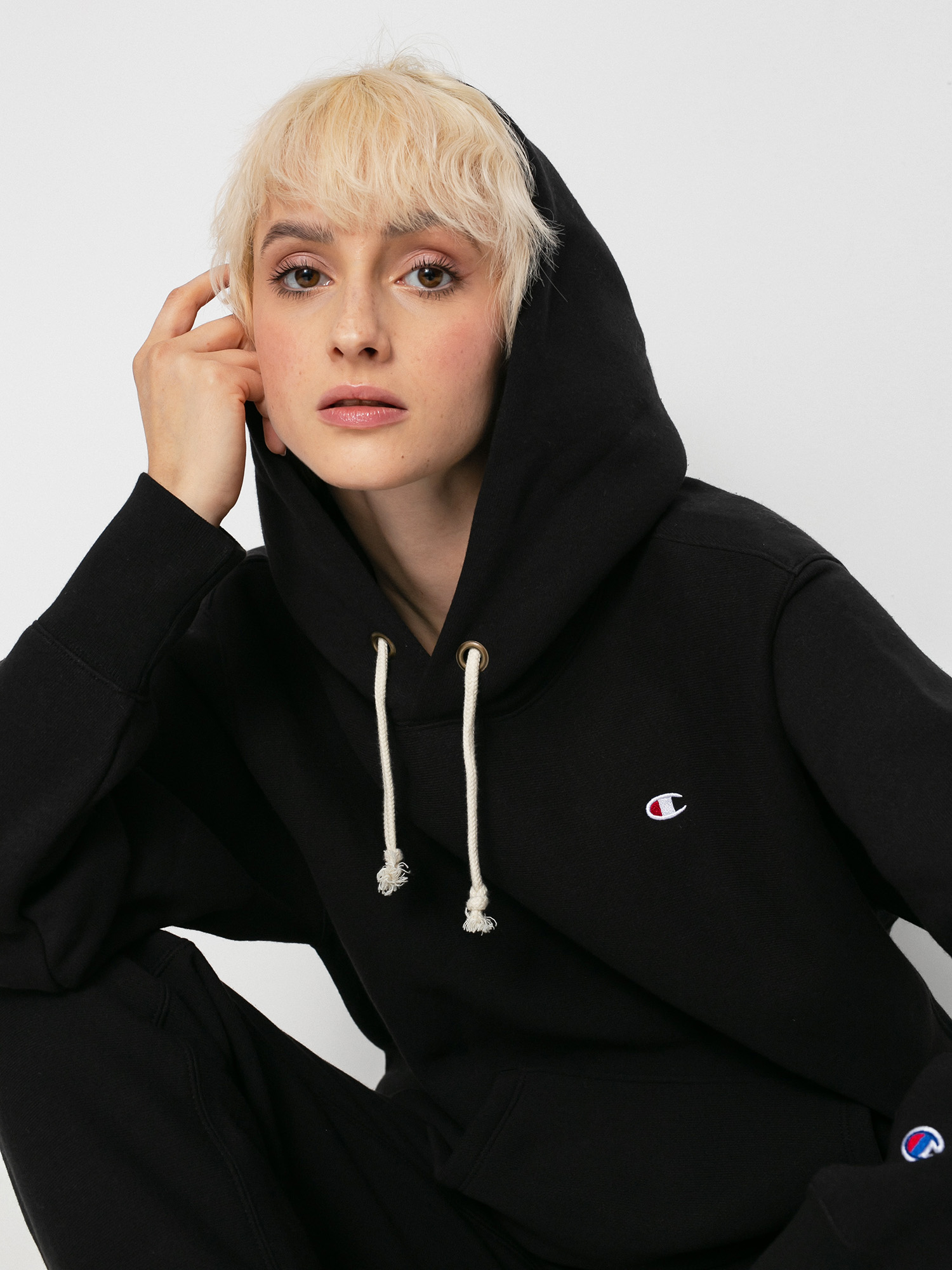 Champion Sweatshirt HD 114778 Kapucnis pulóver Wmn (nbk)
