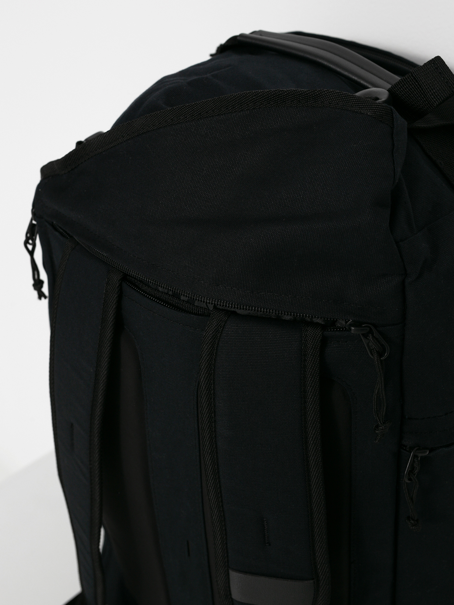 Globe Velocity 3 in 1 Travel Bag Táska (black)