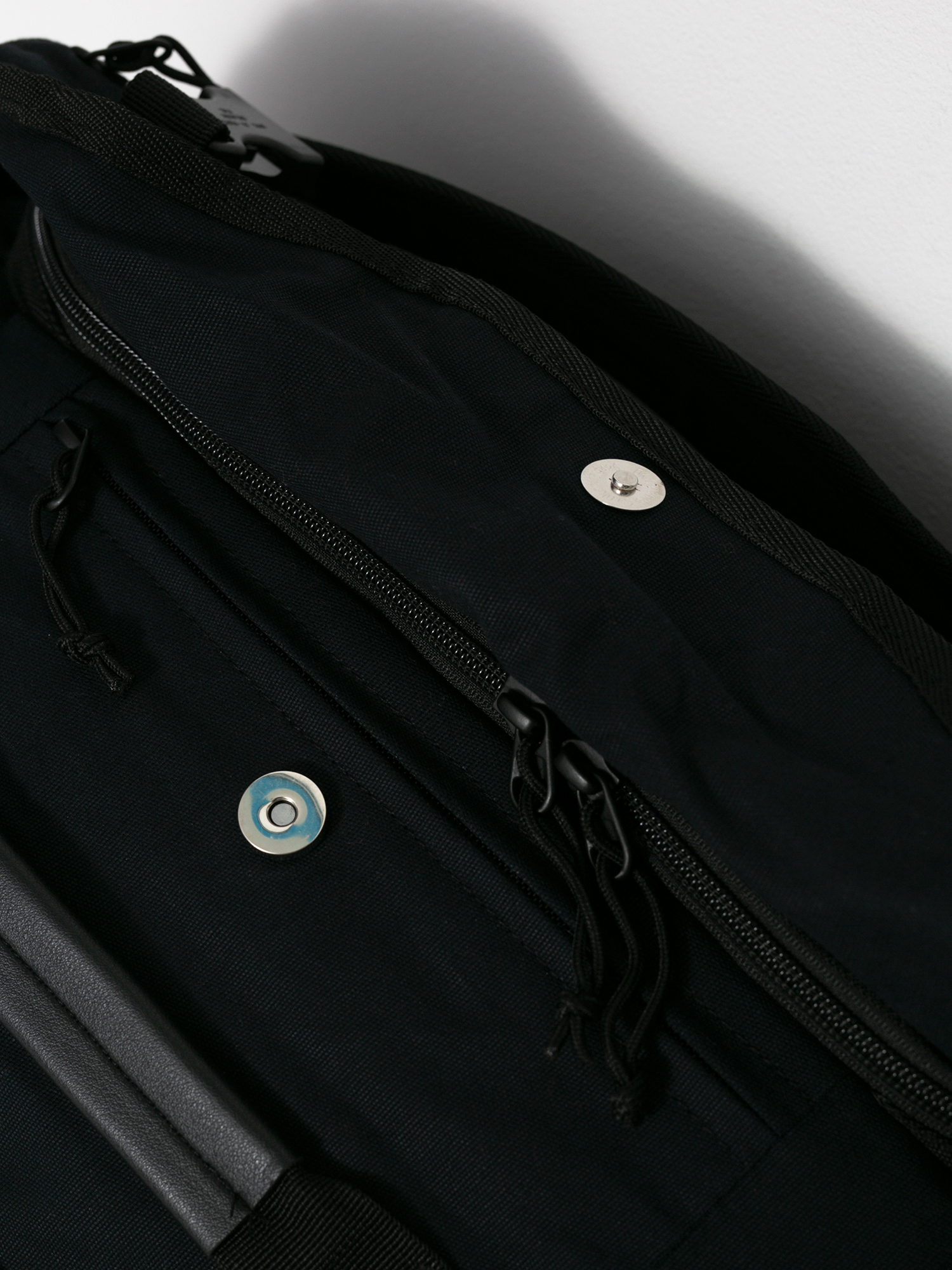 Globe Velocity 3 in 1 Travel Bag Táska (black)