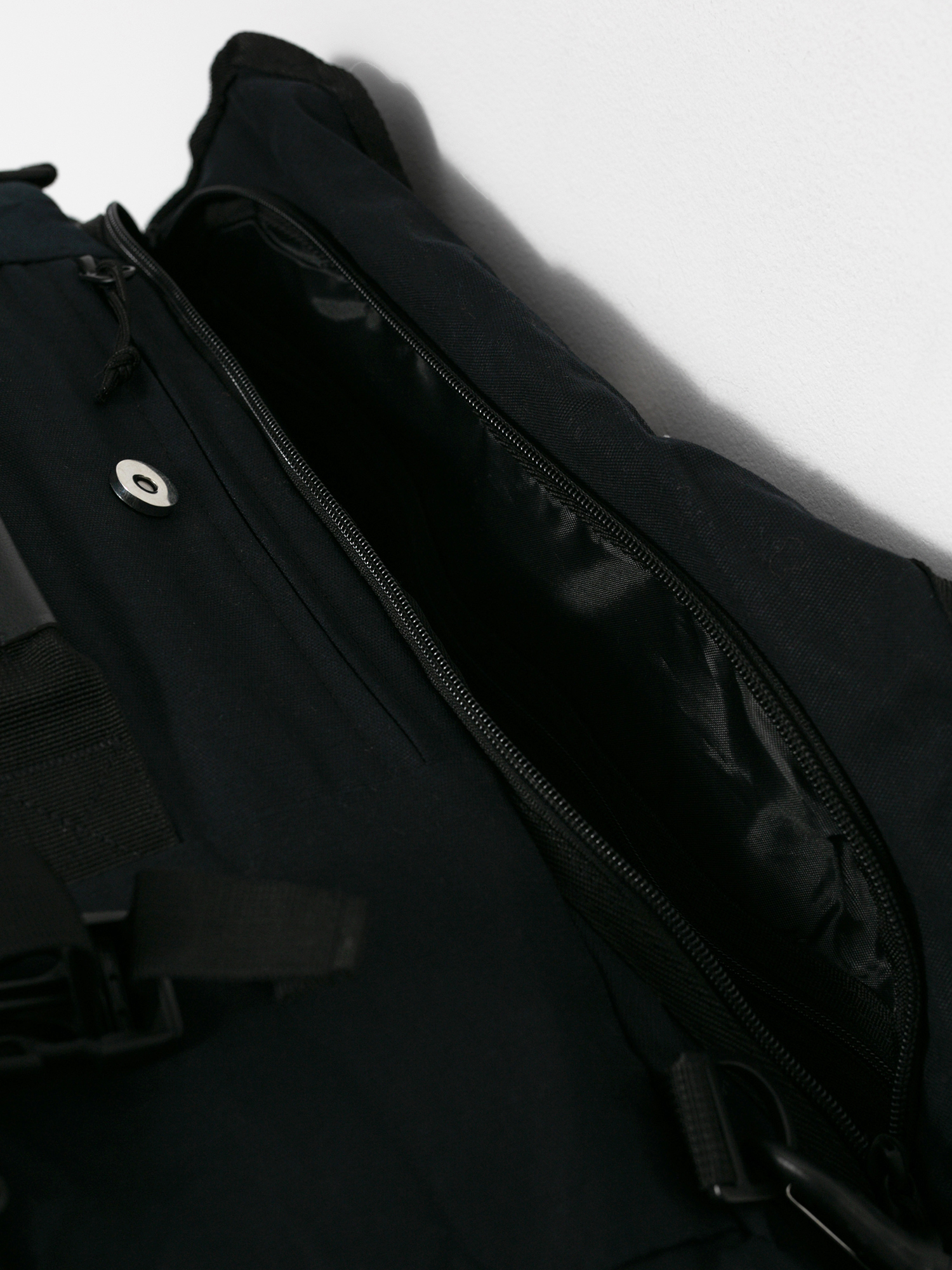 Globe Velocity 3 in 1 Travel Bag Táska (black)