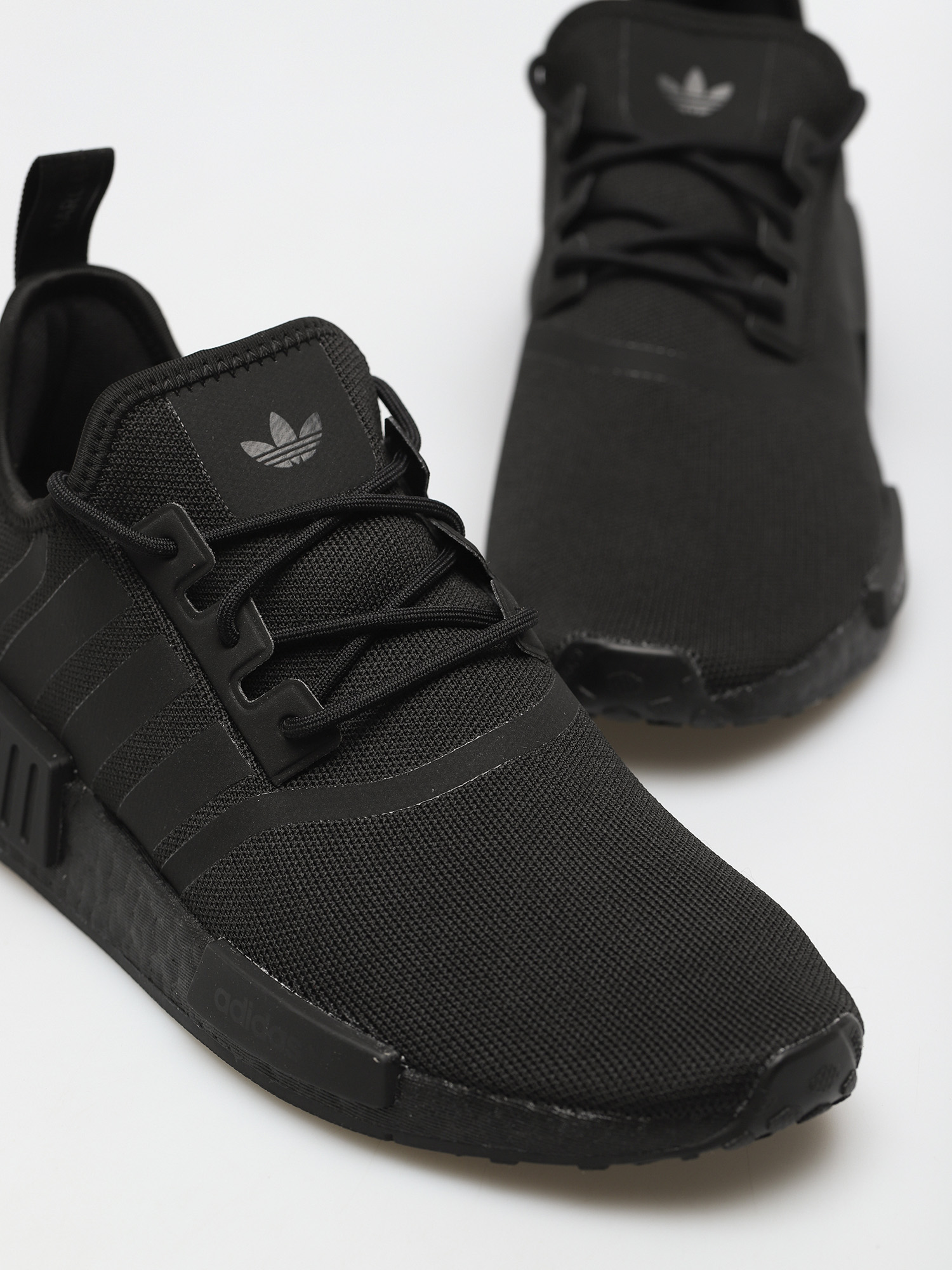 adidas Originals Nmd R1 Primeblue Cipők (cblack/cblack/cblack)