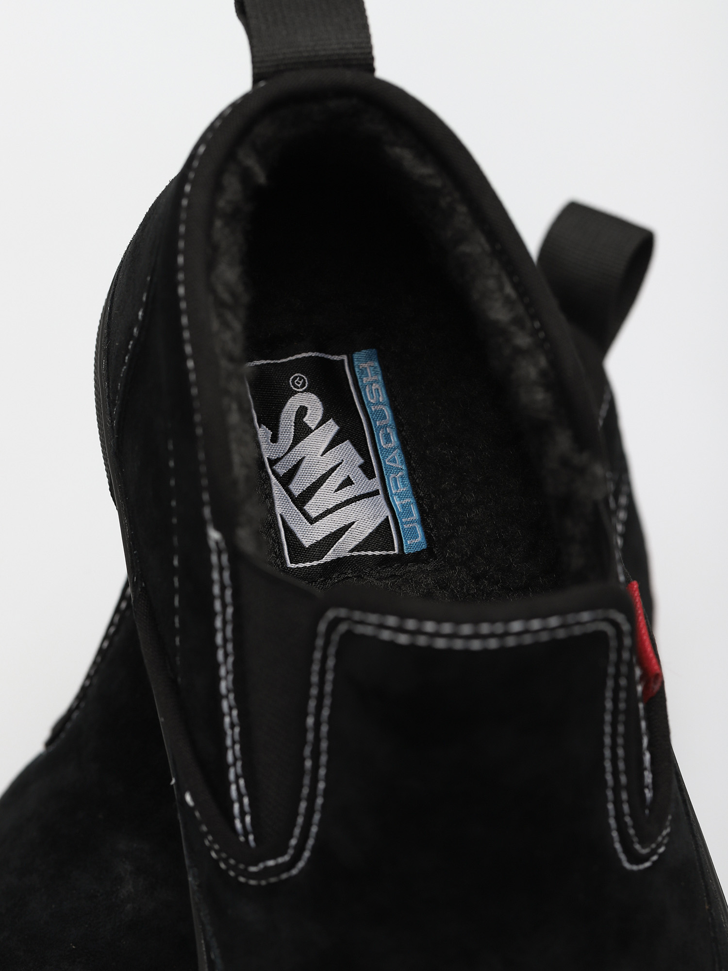 Vans Mid Slip MTE 1 Cipők (black/black/suede)