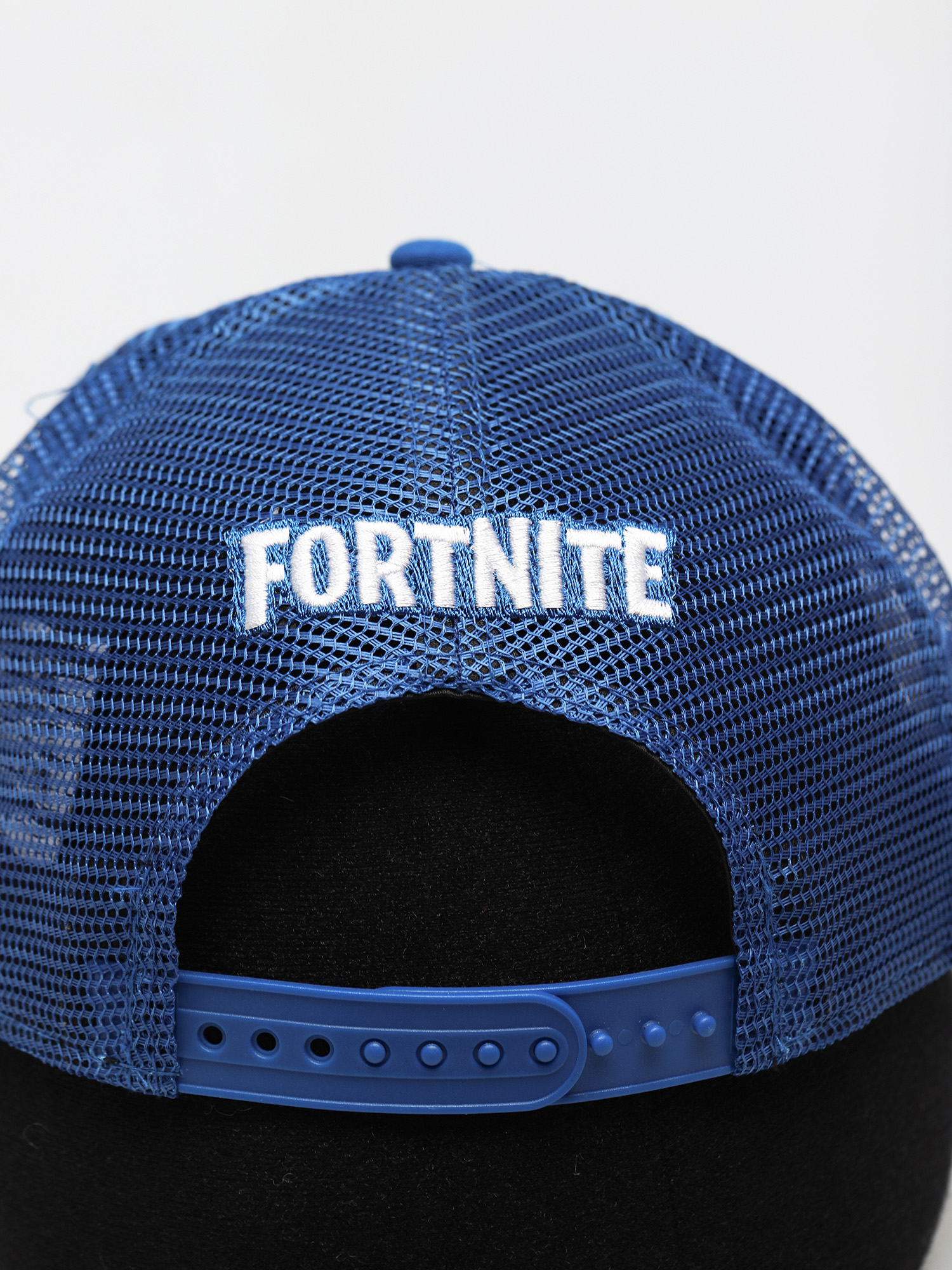 New Era Fortnite Battle Bus Trucker Baseball sapka (white/blue)