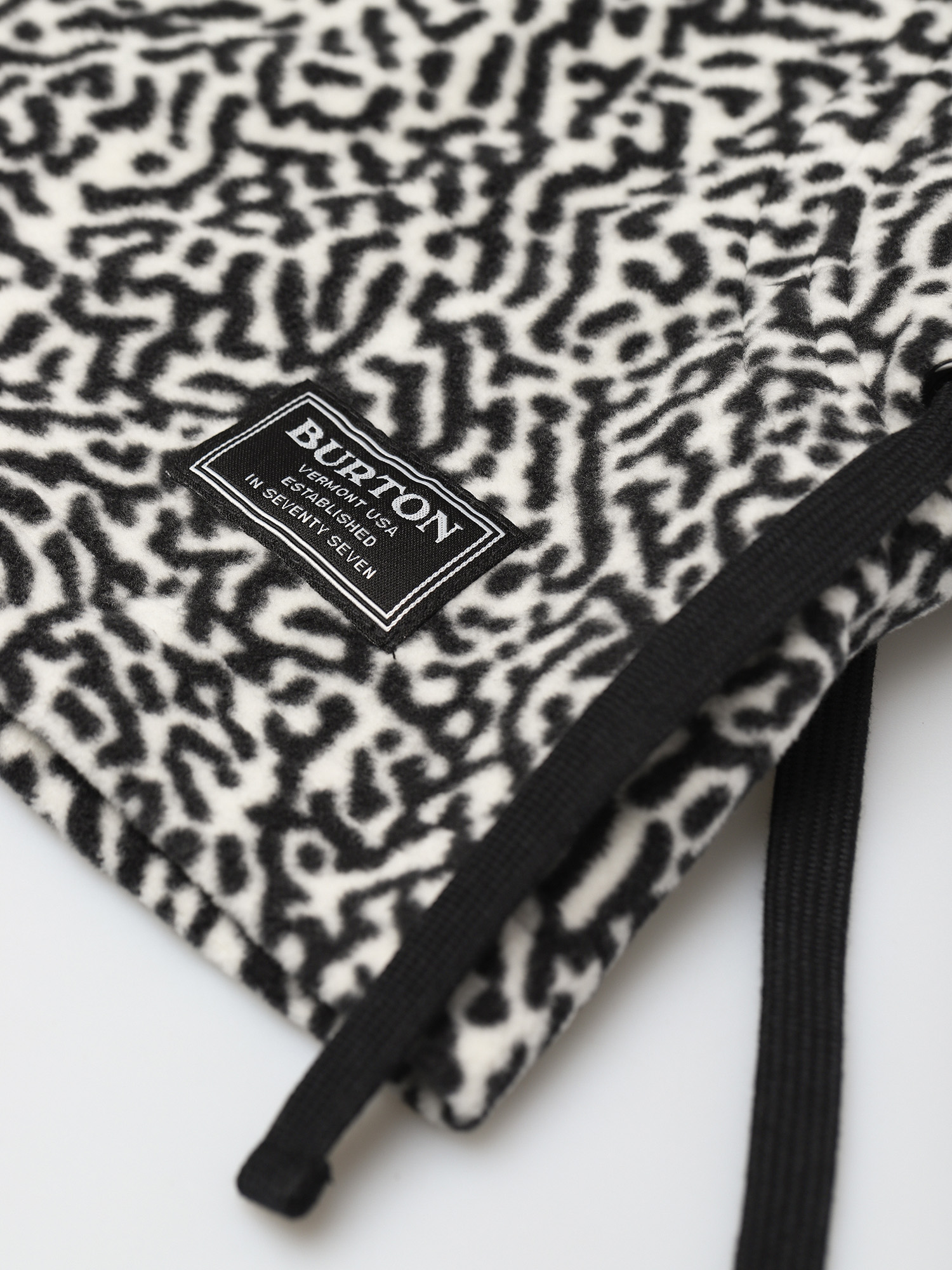 Burton Burke HD Kendő (pj print)