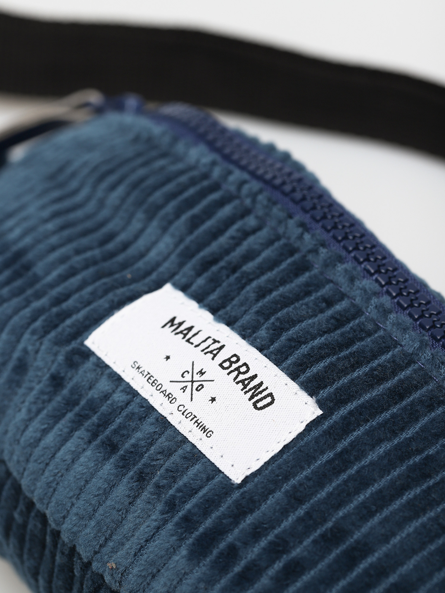 Malita Cord Övtáska (blue)