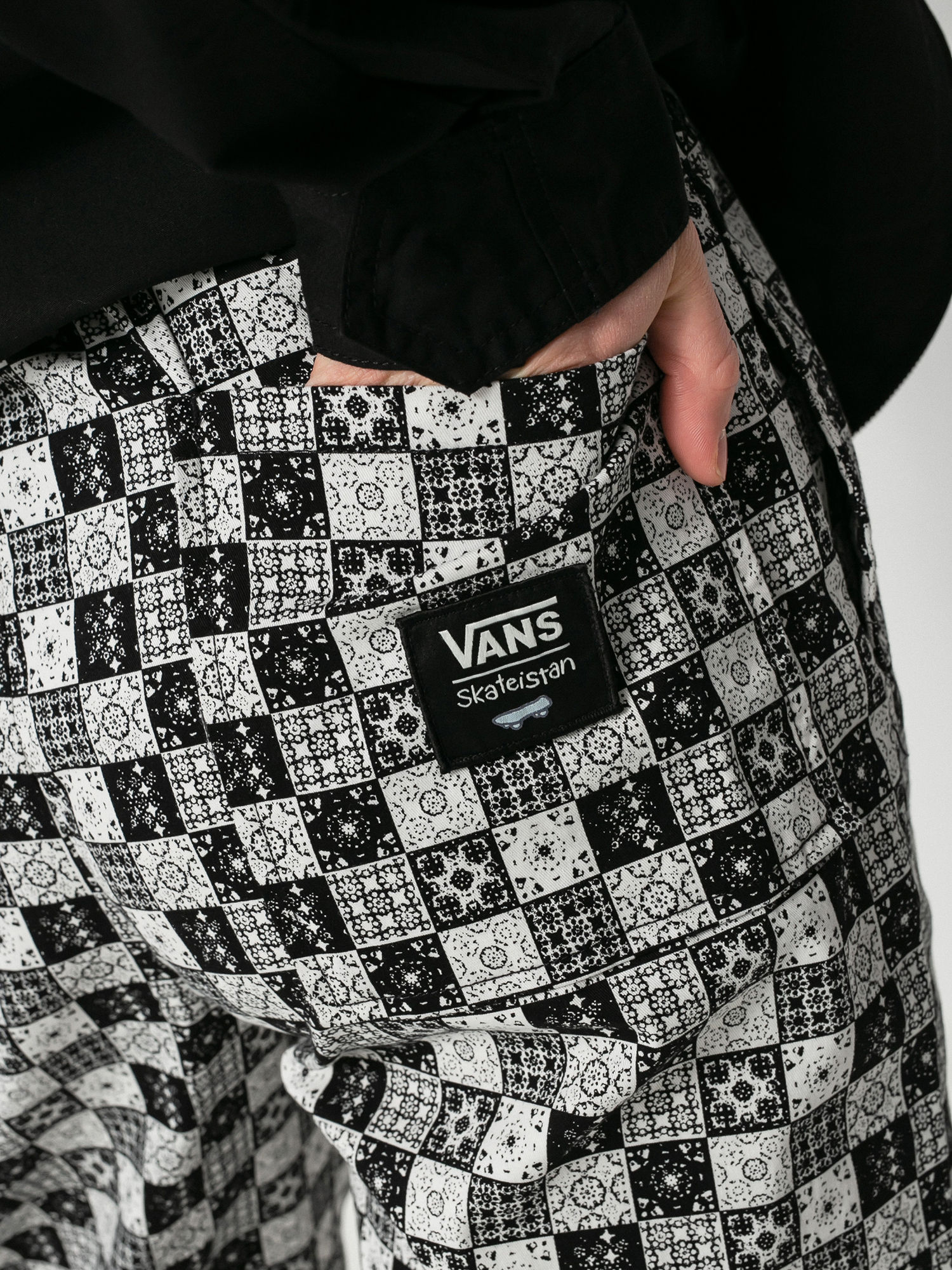 Vans X Skateistan Kisnadrág Wmn (black)