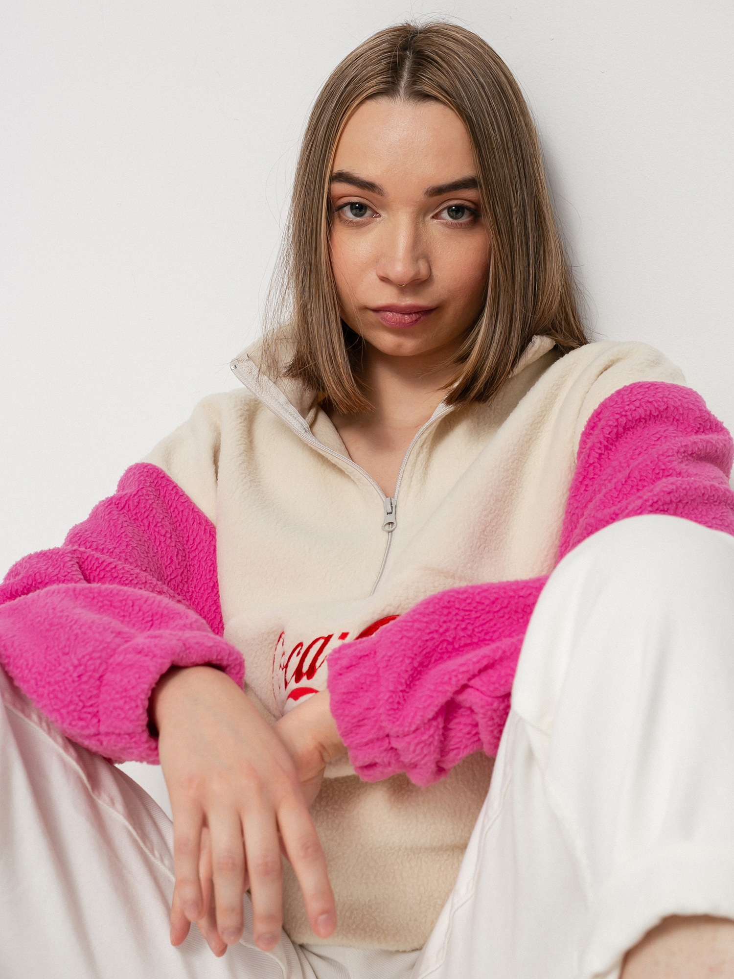 Local Heroes Coca Cola Zip Up Pulóver Wmn (beige/pink)