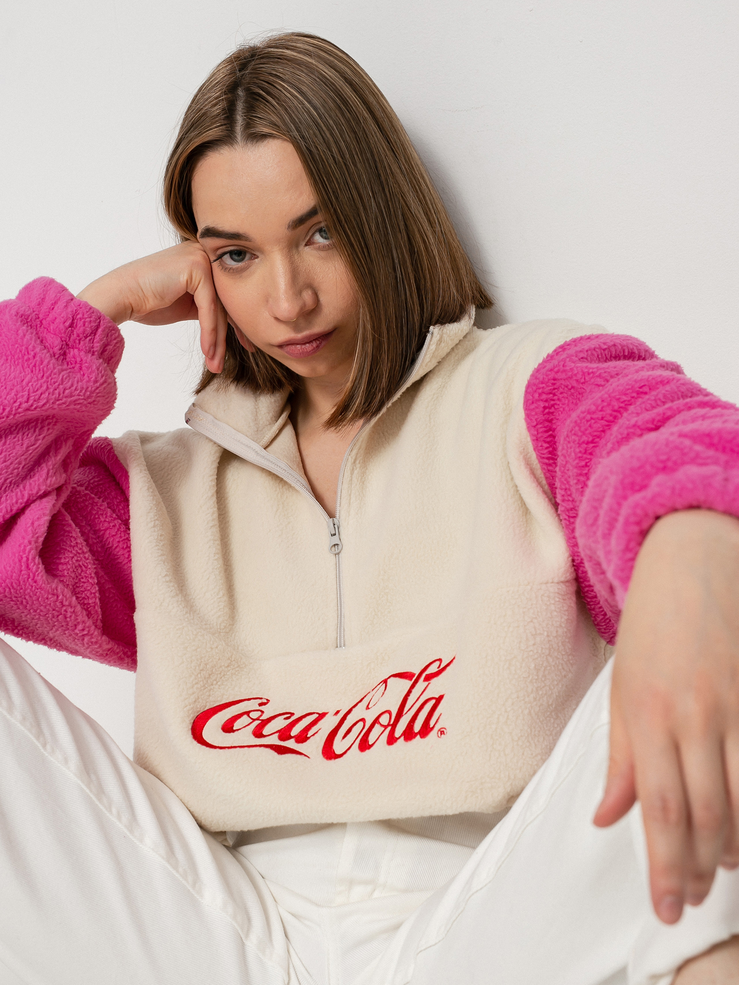 Local Heroes Coca Cola Zip Up Pulóver Wmn (beige/pink)