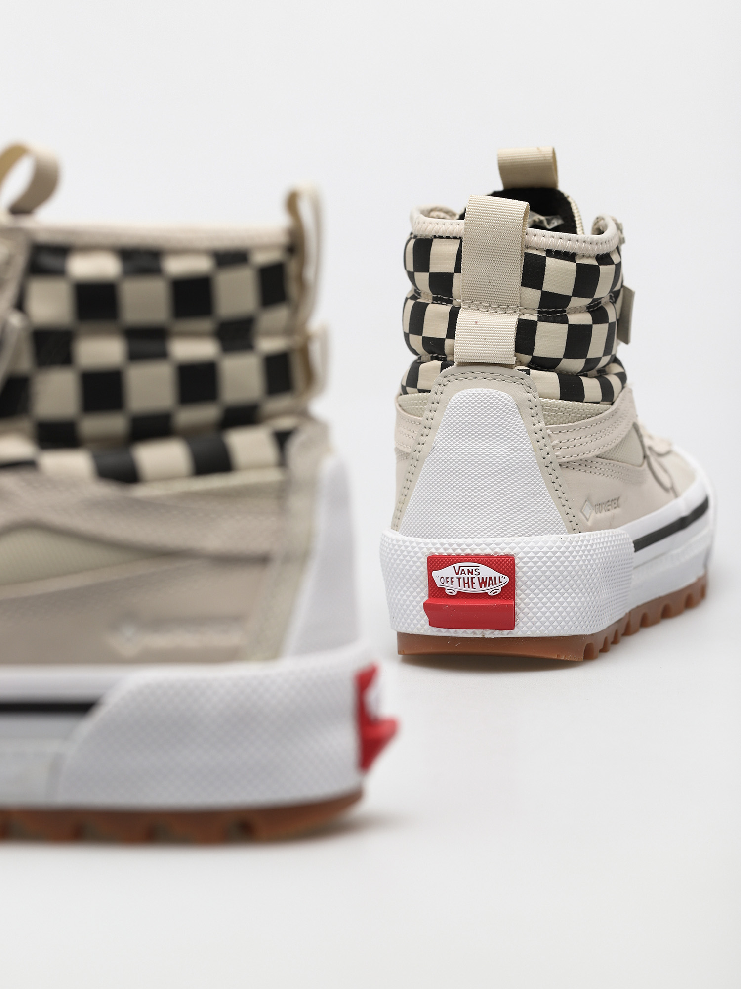 Vans Sk8 Hi Gore Tex MTE 3 Cipők (checkerboard/true white/black)